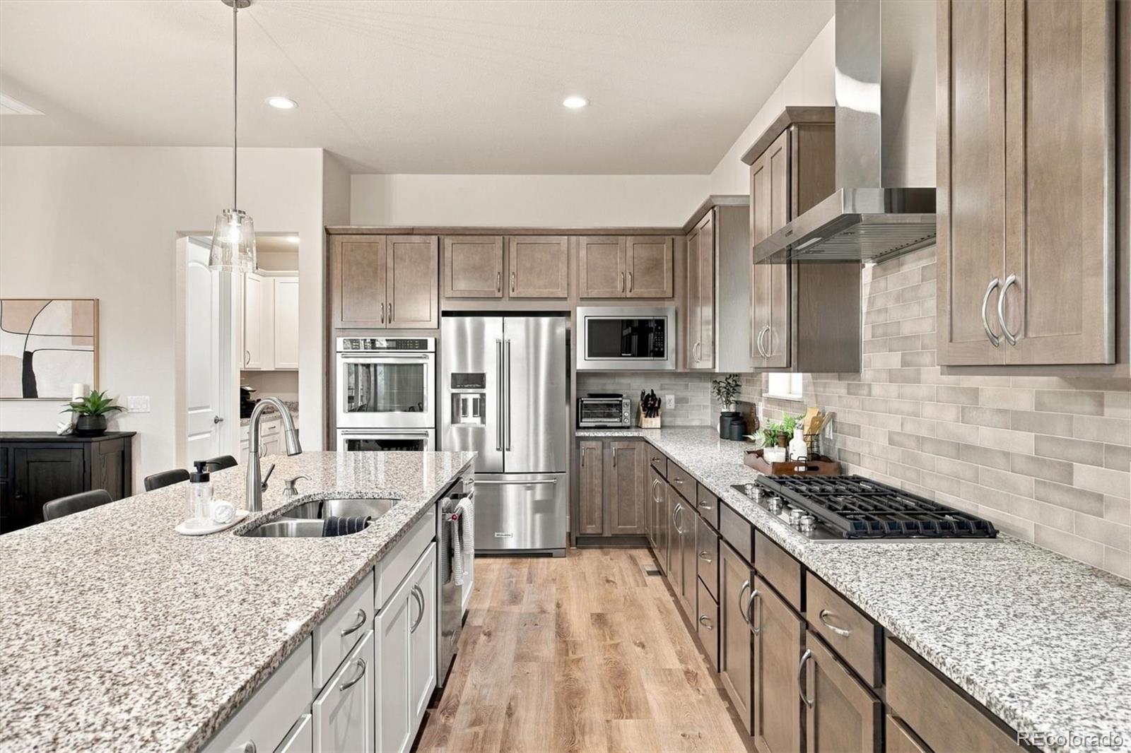 MLS Image #9 for 9026 s shawnee court,aurora, Colorado