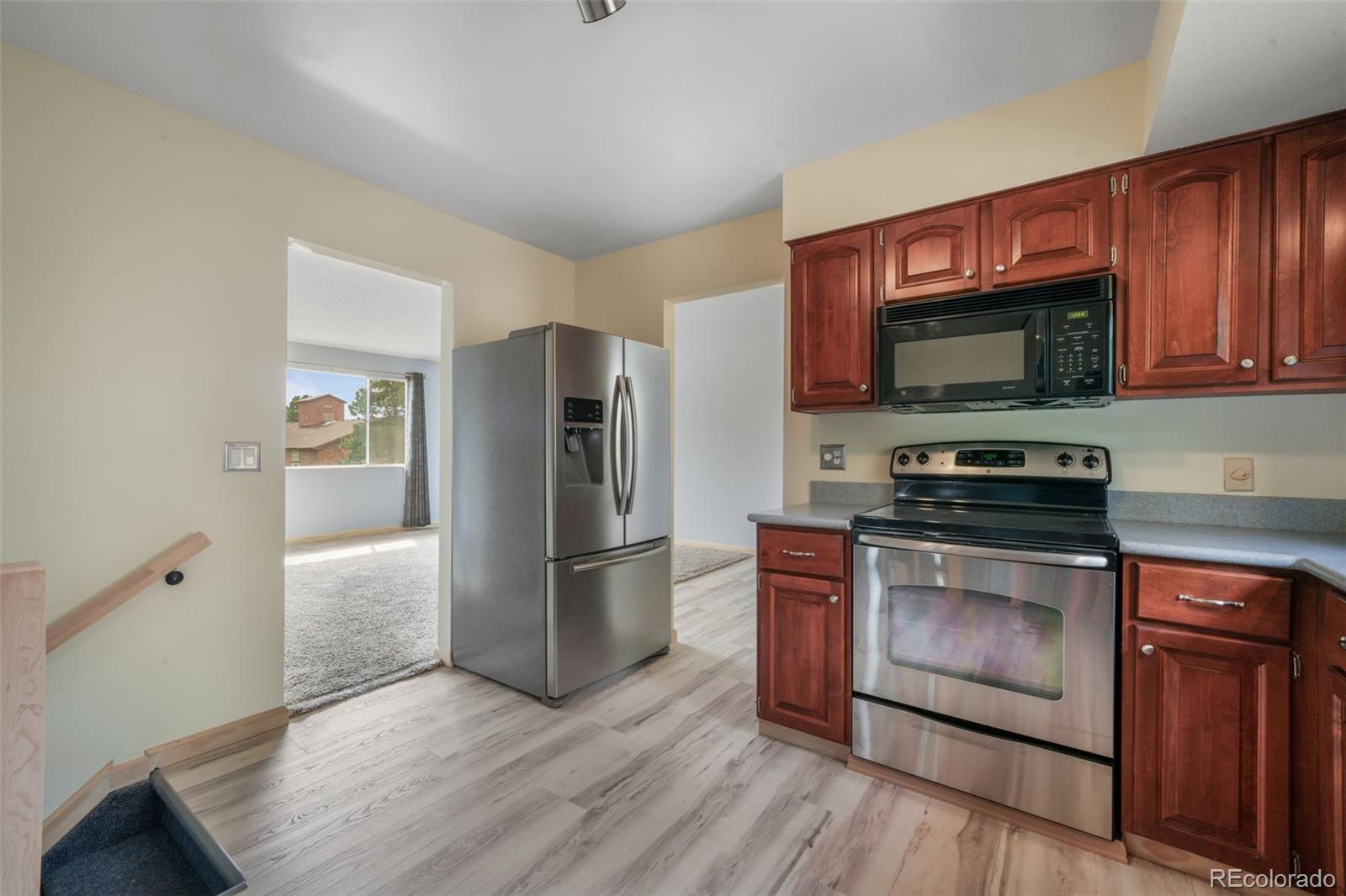 MLS Image #15 for 5090  flintridge drive,colorado springs, Colorado