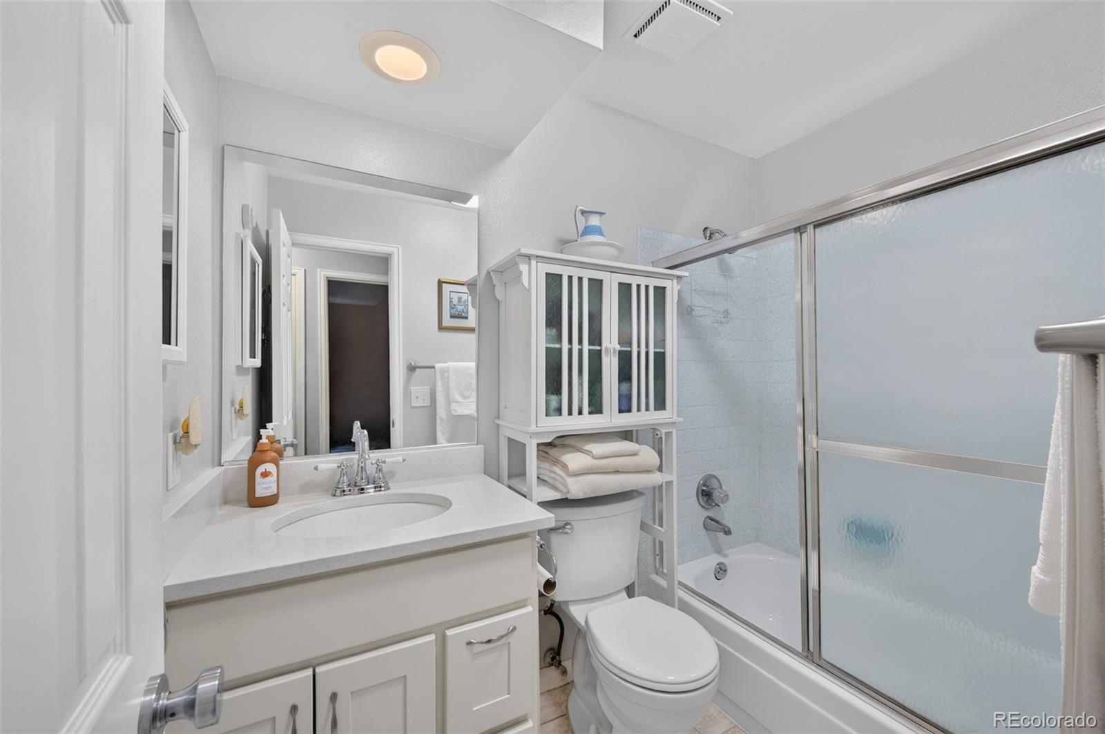 MLS Image #22 for 6489 s dayton street,englewood, Colorado