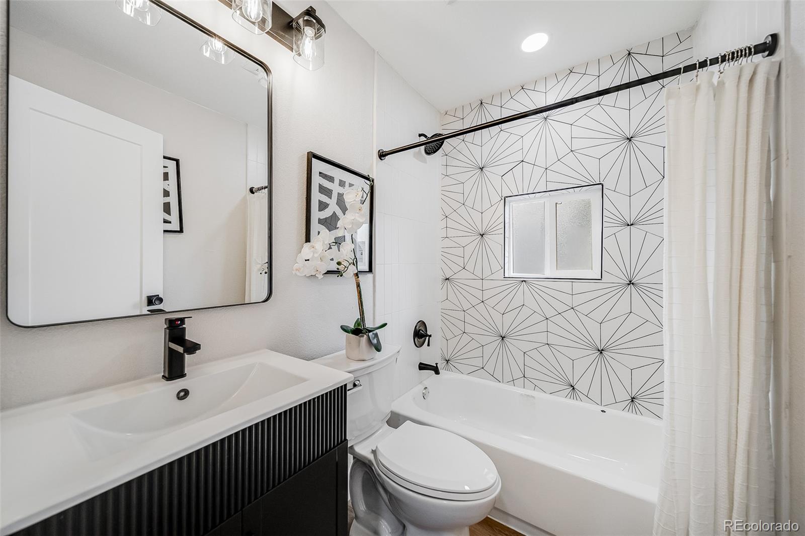 MLS Image #10 for 240  cortez street,denver, Colorado