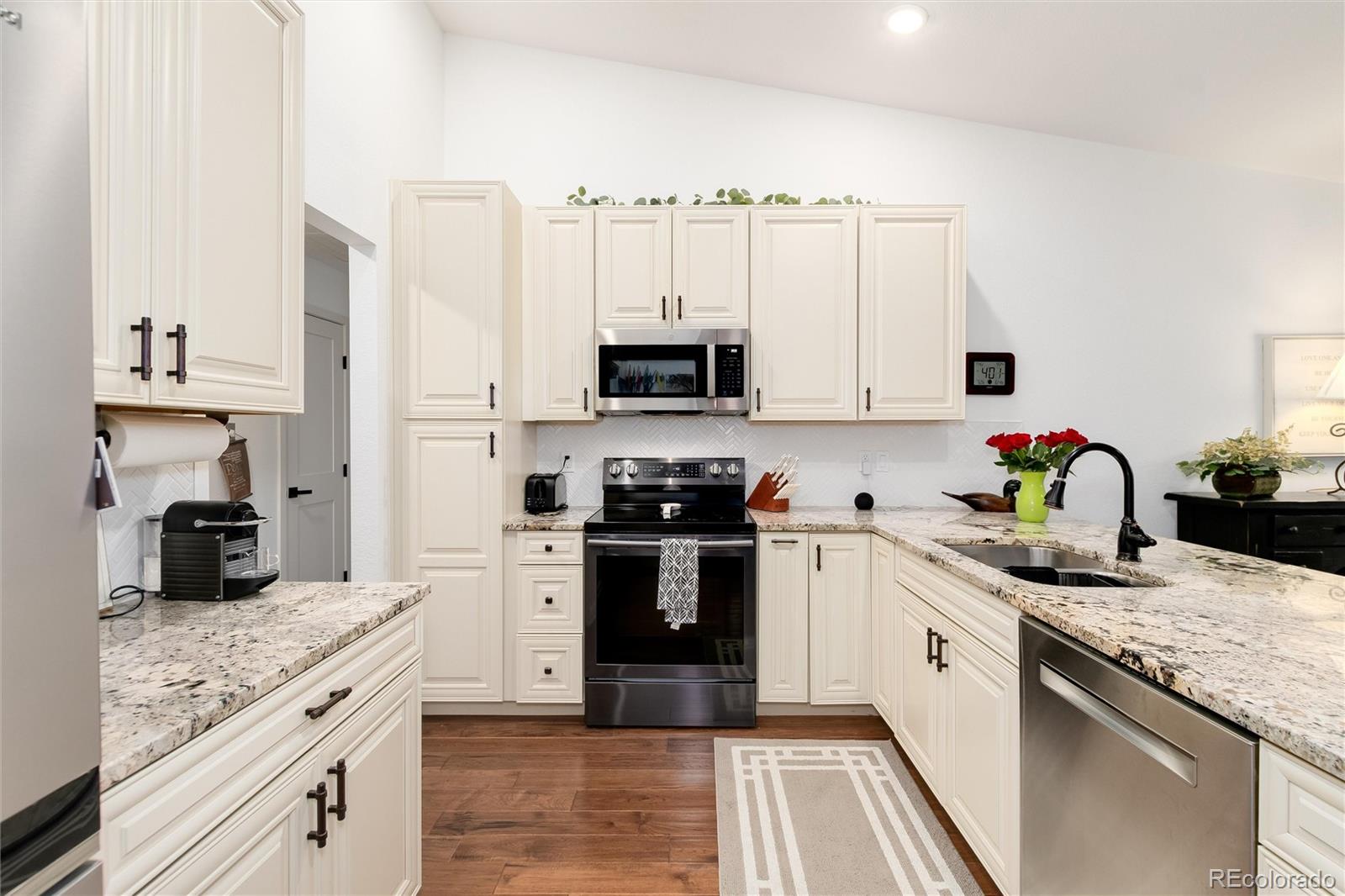 MLS Image #21 for 4945  greenwich lane,highlands ranch, Colorado