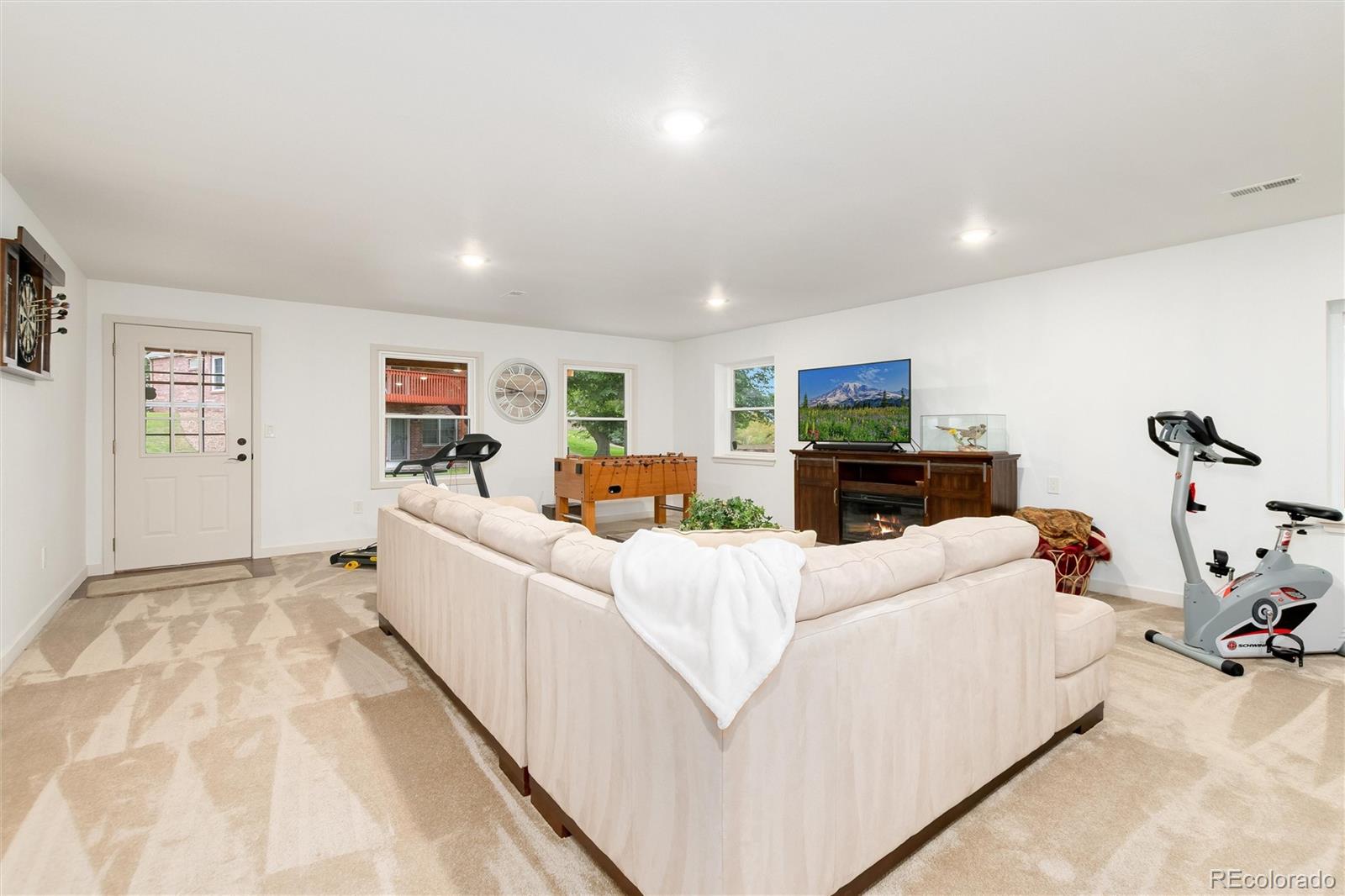 MLS Image #35 for 4945  greenwich lane,highlands ranch, Colorado