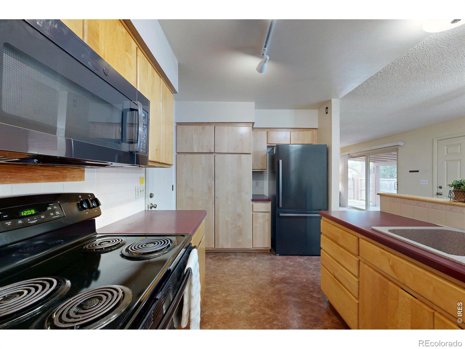 MLS Image #11 for 1909 w 101st avenue,thornton, Colorado