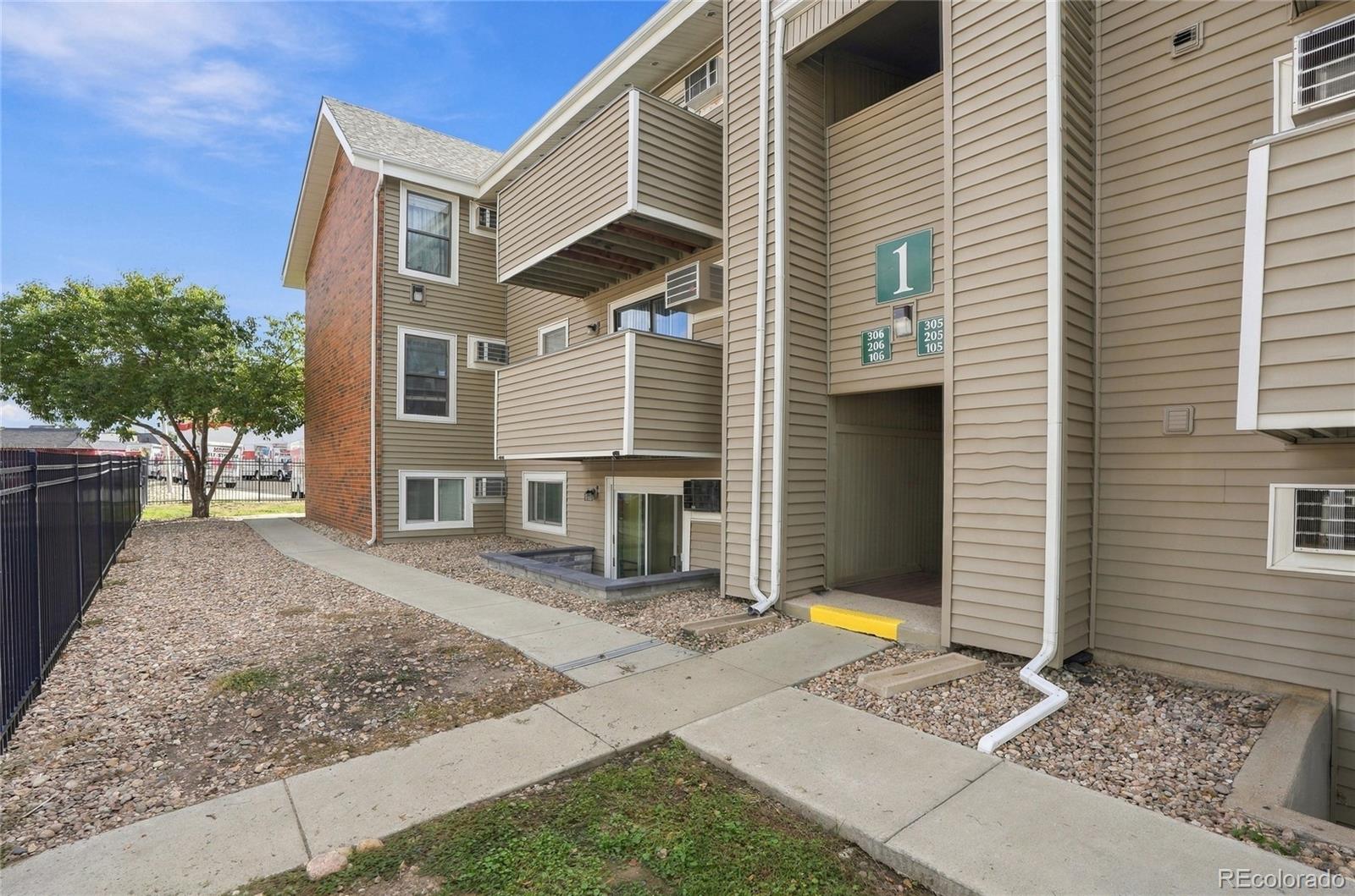 MLS Image #12 for 10150 e virginia avenue,denver, Colorado