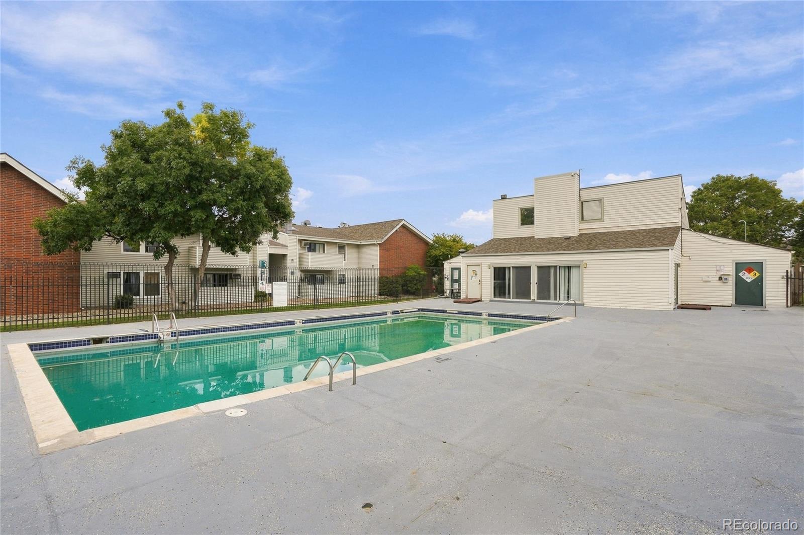 MLS Image #14 for 10150 e virginia avenue,denver, Colorado
