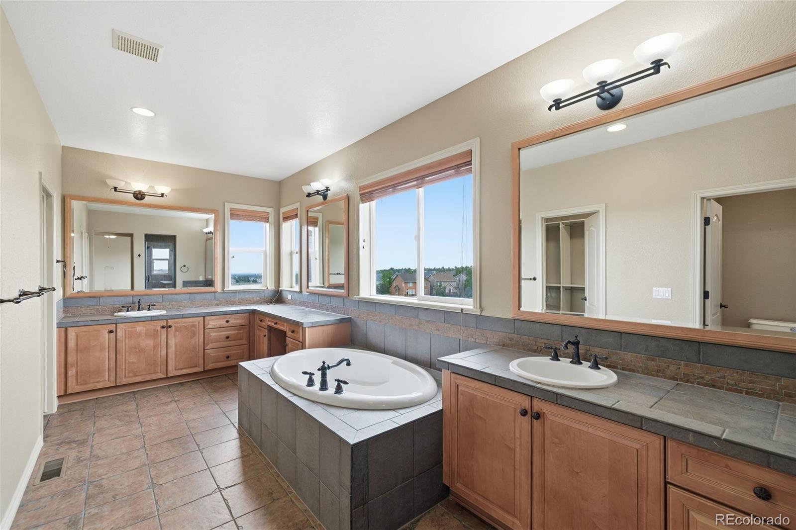 MLS Image #28 for 10977  glengate circle,highlands ranch, Colorado