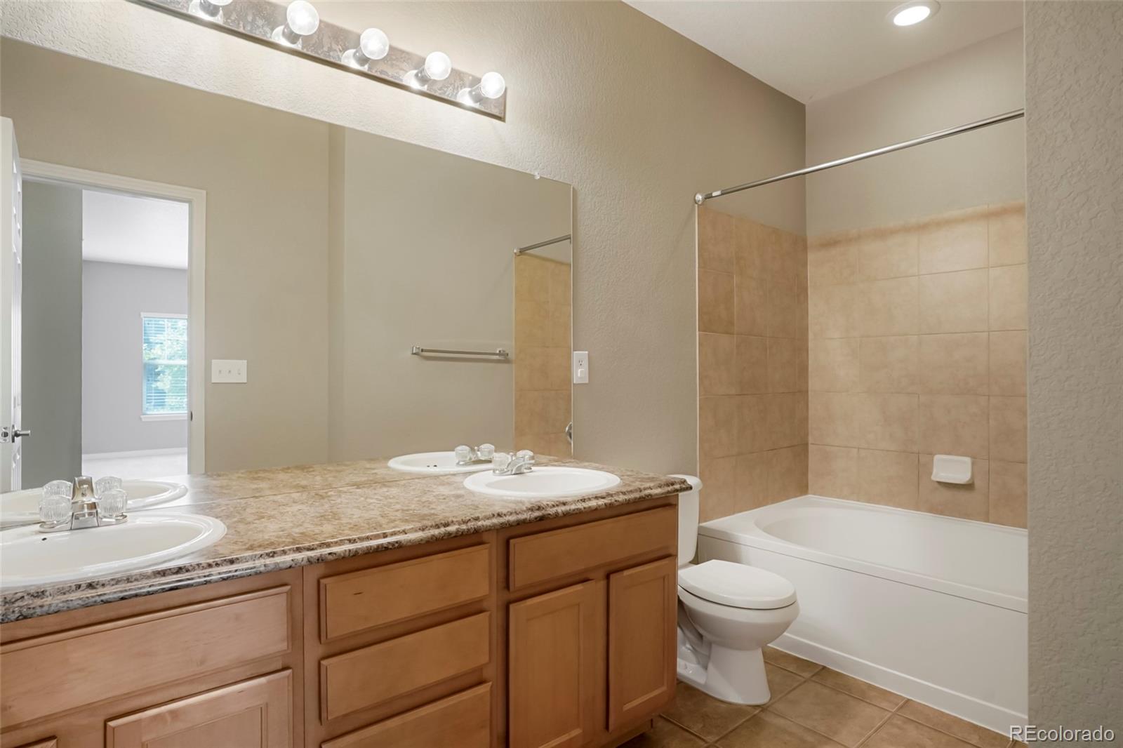 MLS Image #12 for 9479  ashbury circle 203,parker, Colorado