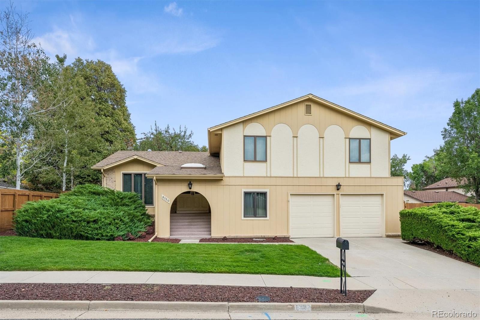 MLS Image #2 for 8320  webster street,arvada, Colorado