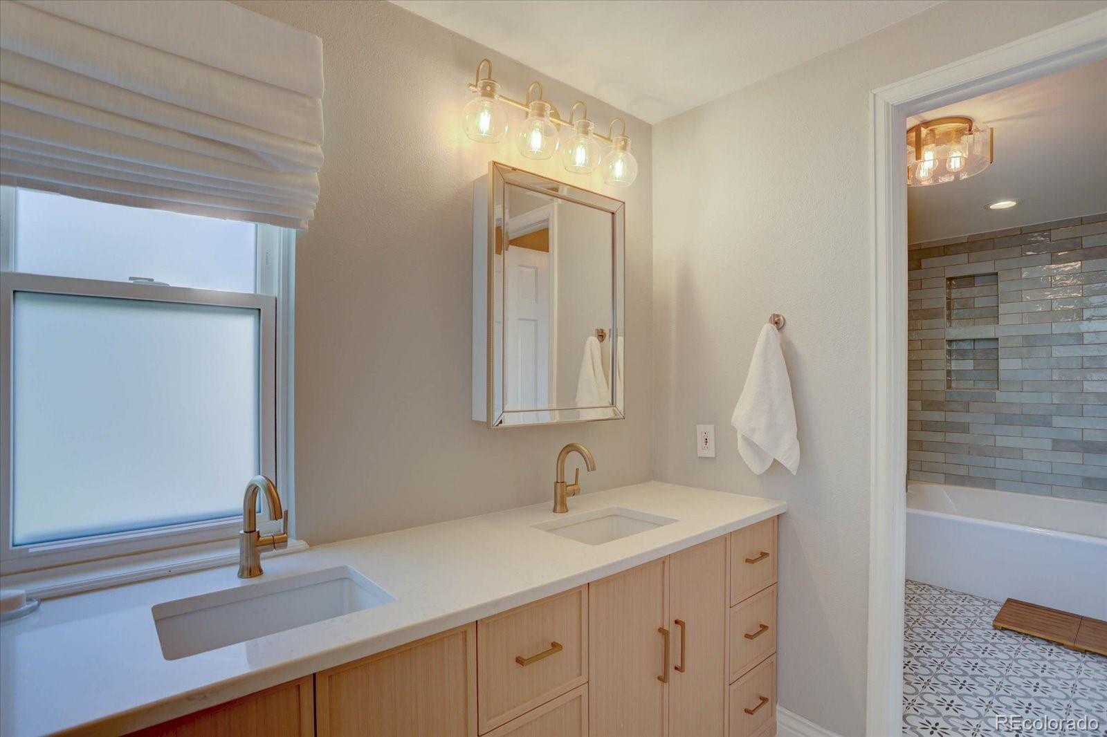 MLS Image #18 for 8140 s storm king peak ,littleton, Colorado