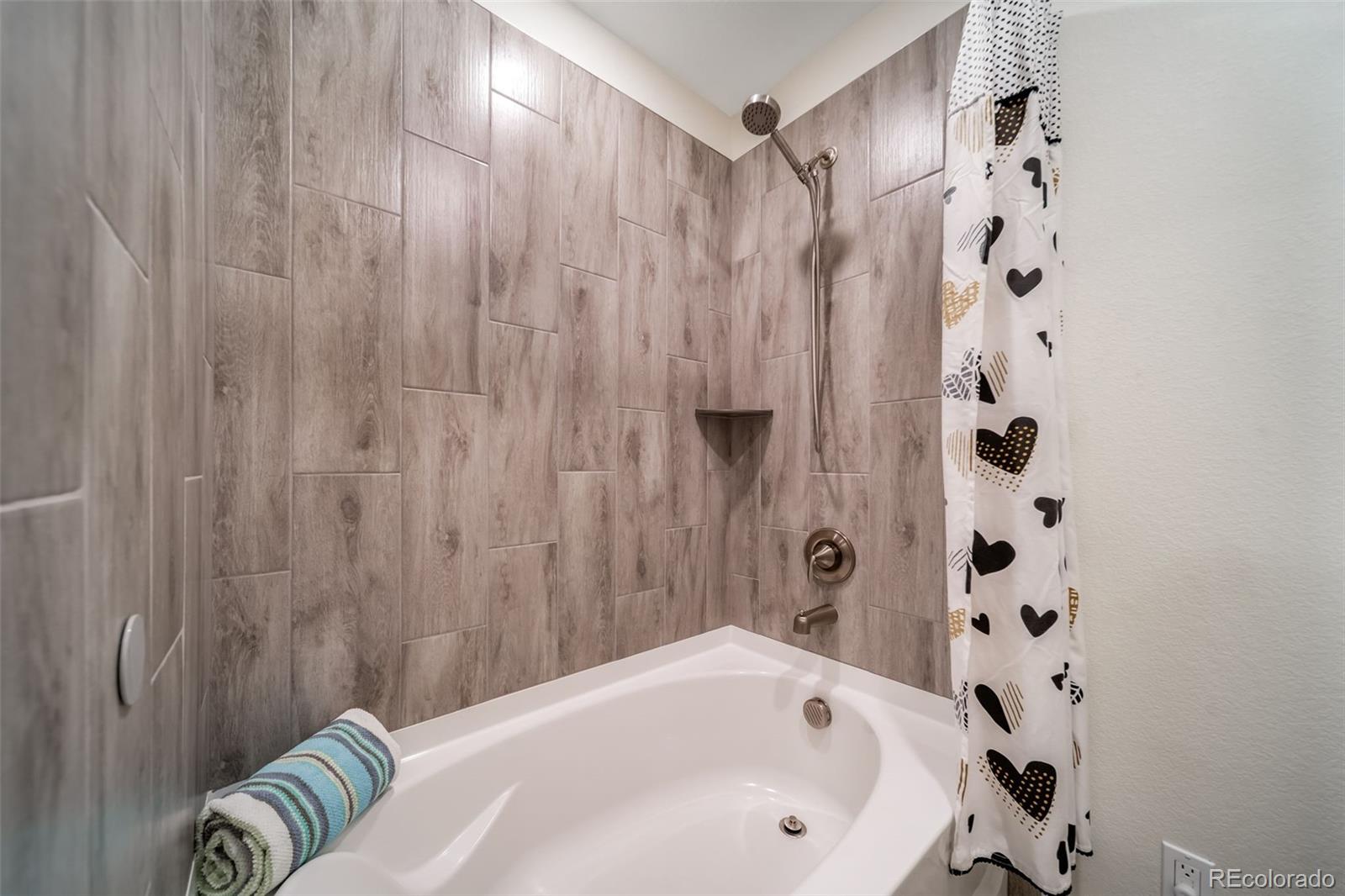 MLS Image #13 for 23125 e piccolo drive,aurora, Colorado