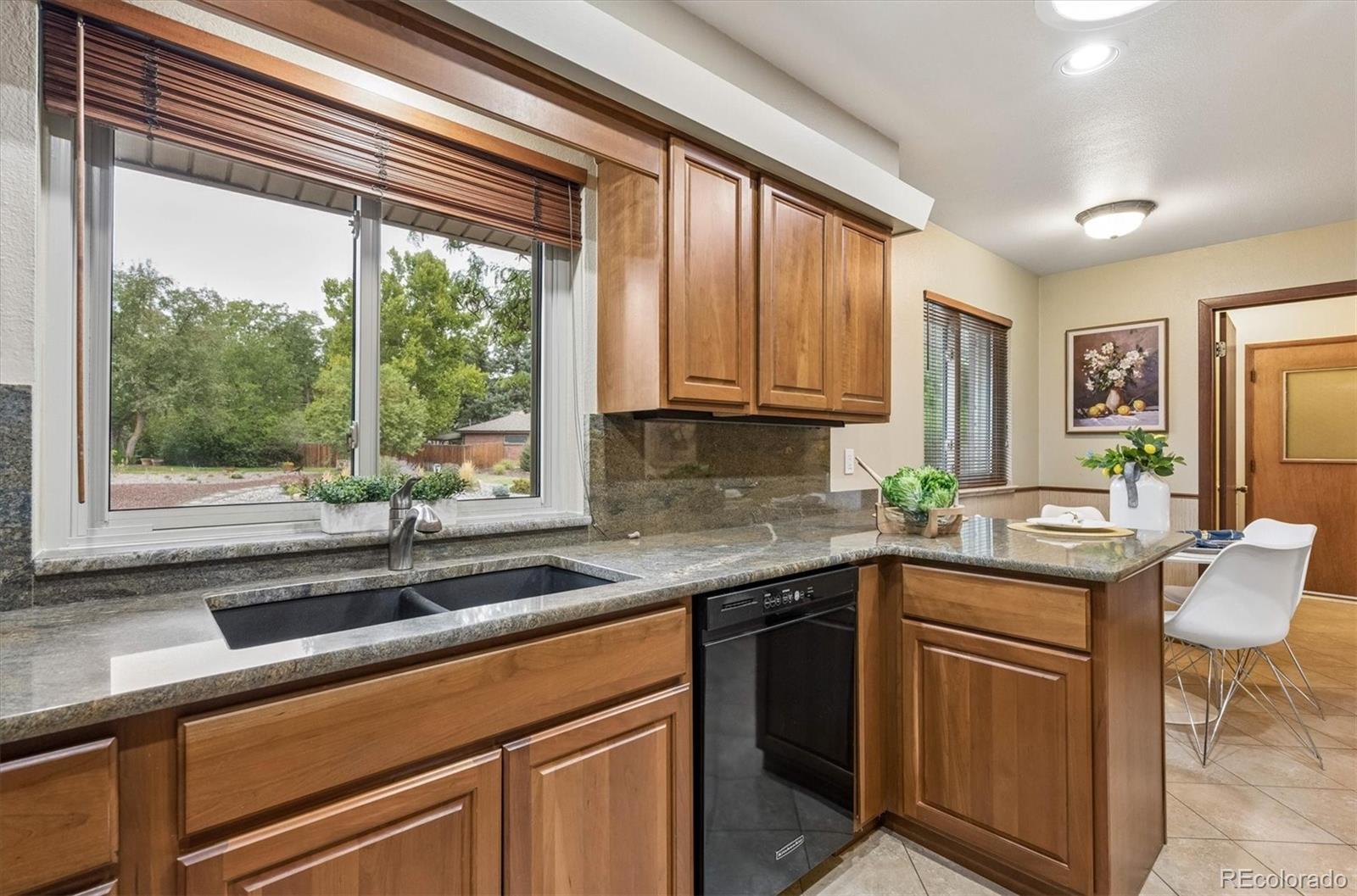 MLS Image #10 for 1860  willow lane,lakewood, Colorado