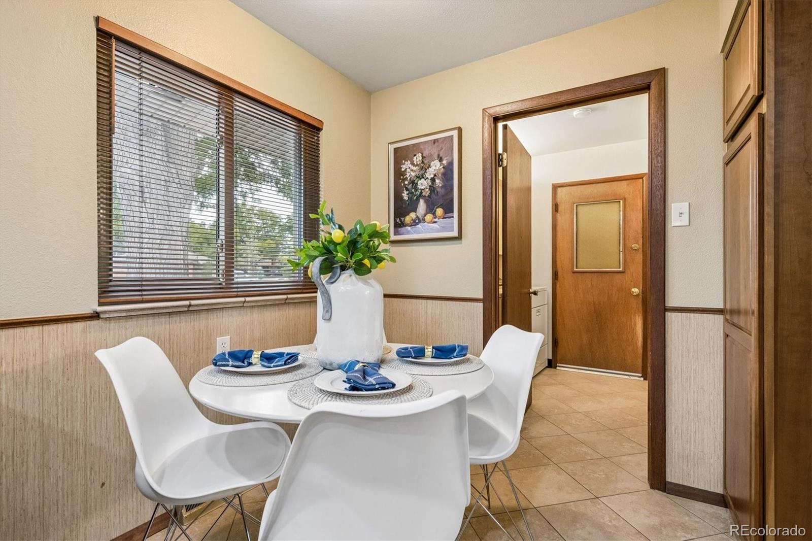 MLS Image #12 for 1860  willow lane,lakewood, Colorado