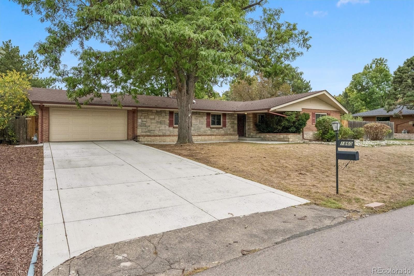 MLS Image #2 for 1860  willow lane,lakewood, Colorado