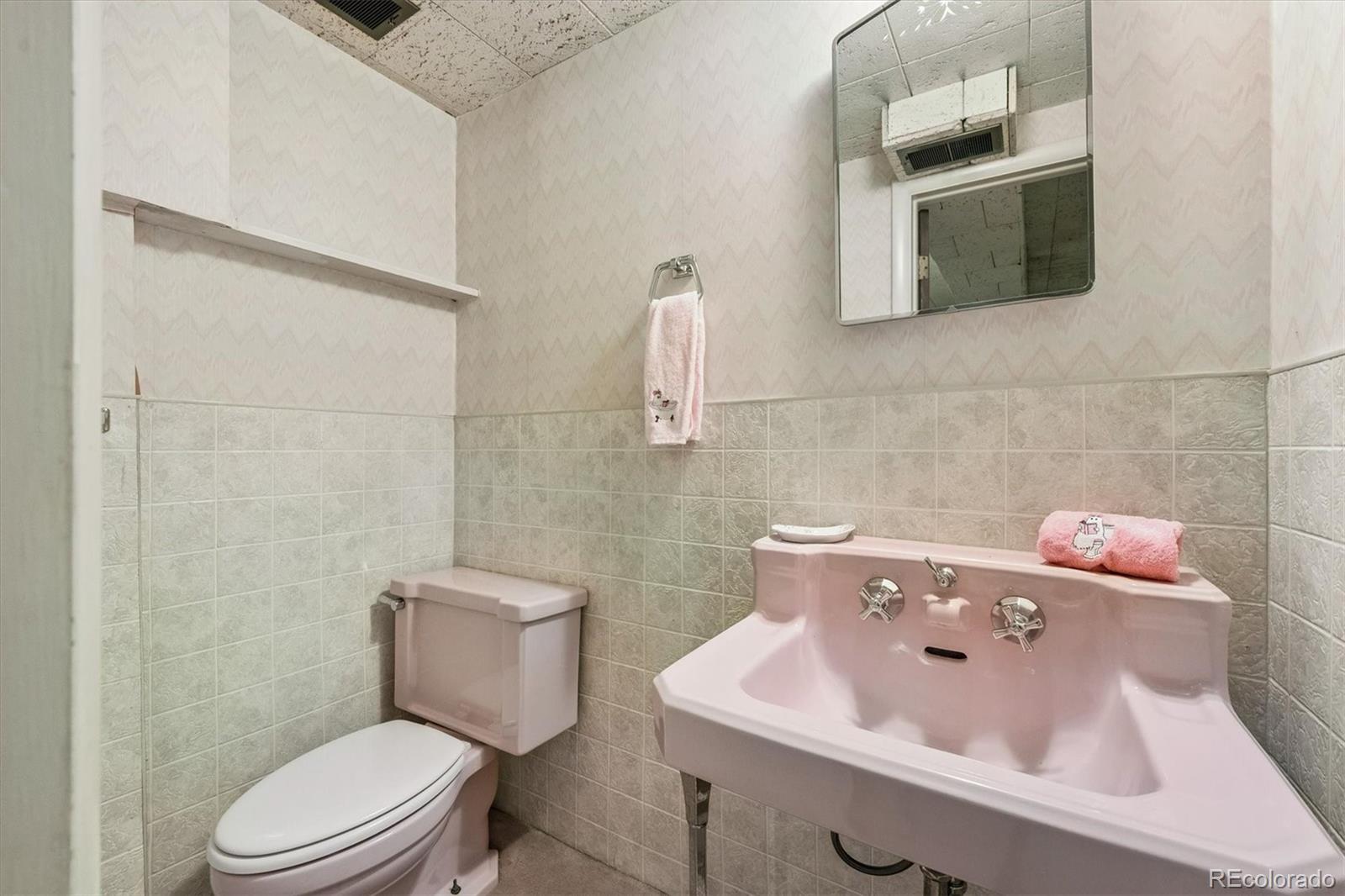 MLS Image #25 for 1860  willow lane,lakewood, Colorado