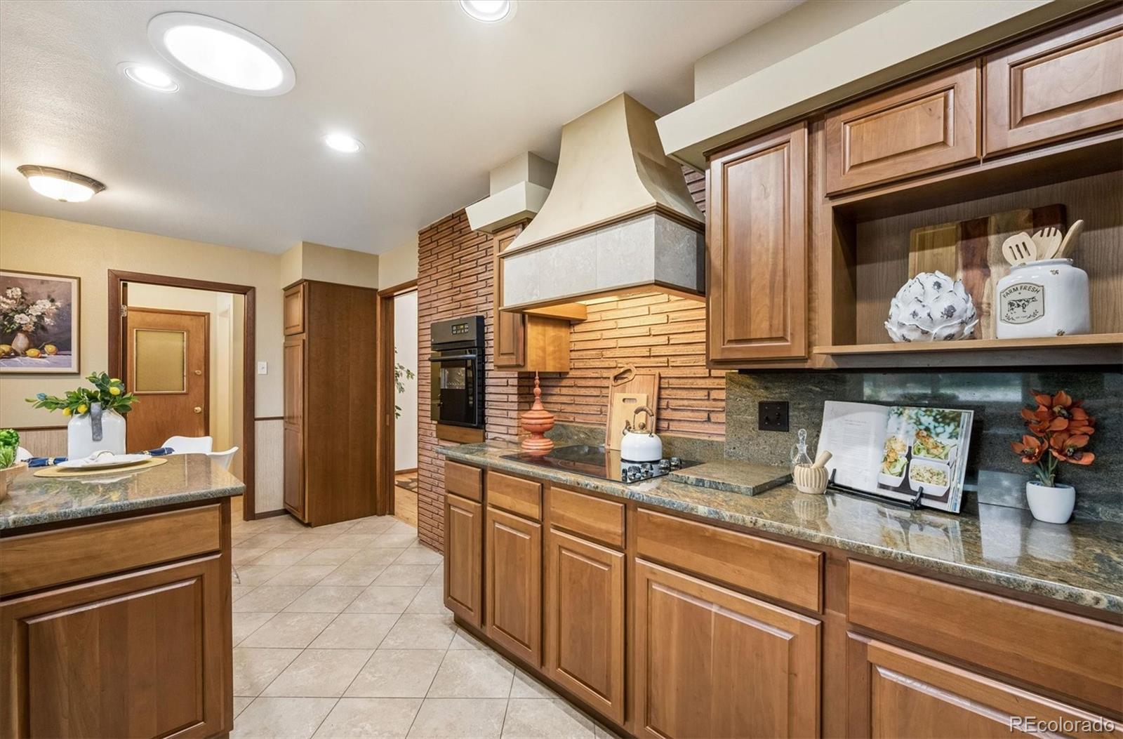 MLS Image #9 for 1860  willow lane,lakewood, Colorado