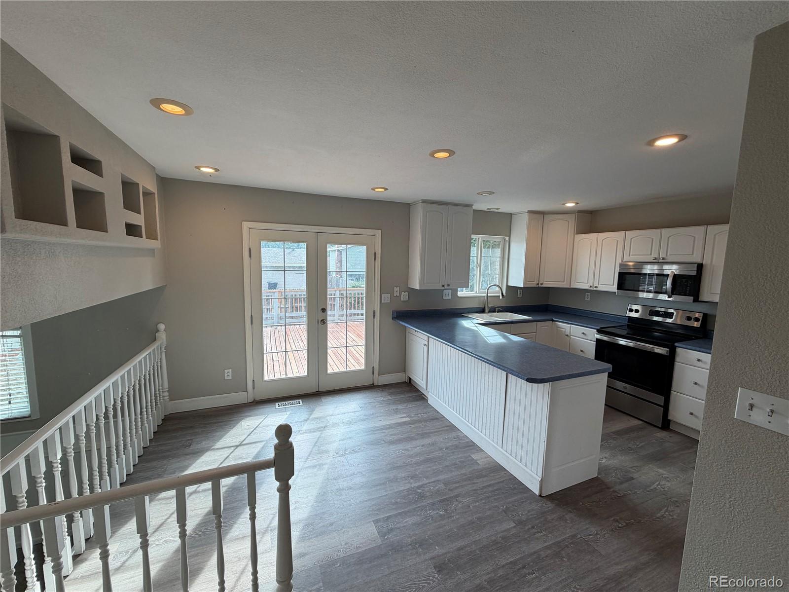 MLS Image #3 for 4674 s estes street,denver, Colorado