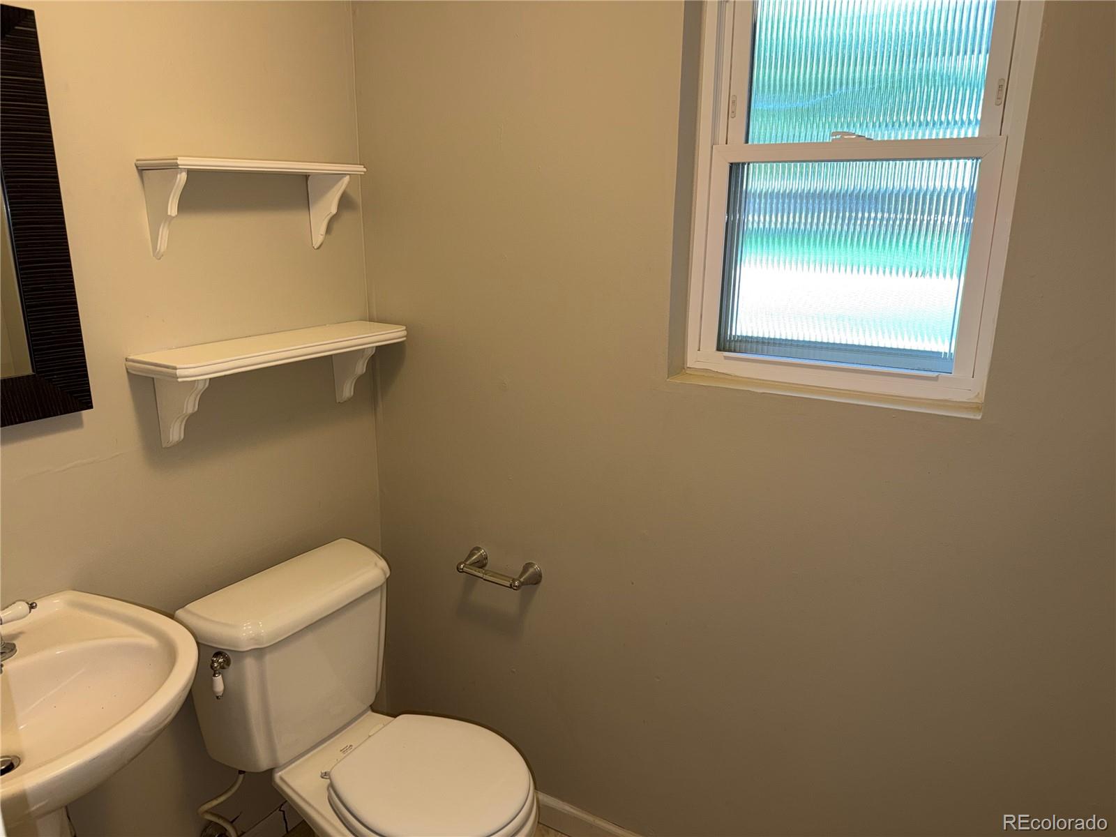 MLS Image #9 for 4674 s estes street,denver, Colorado