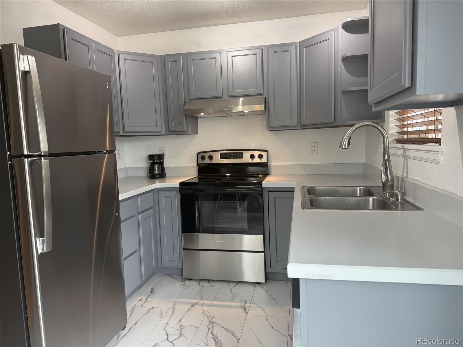MLS Image #10 for 246 s irving street,denver, Colorado