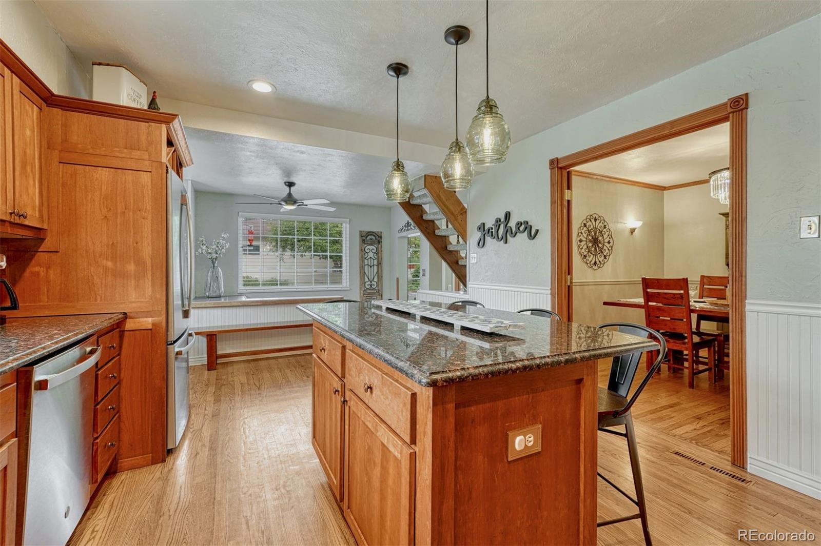 MLS Image #16 for 1900 e san rafael street,colorado springs, Colorado
