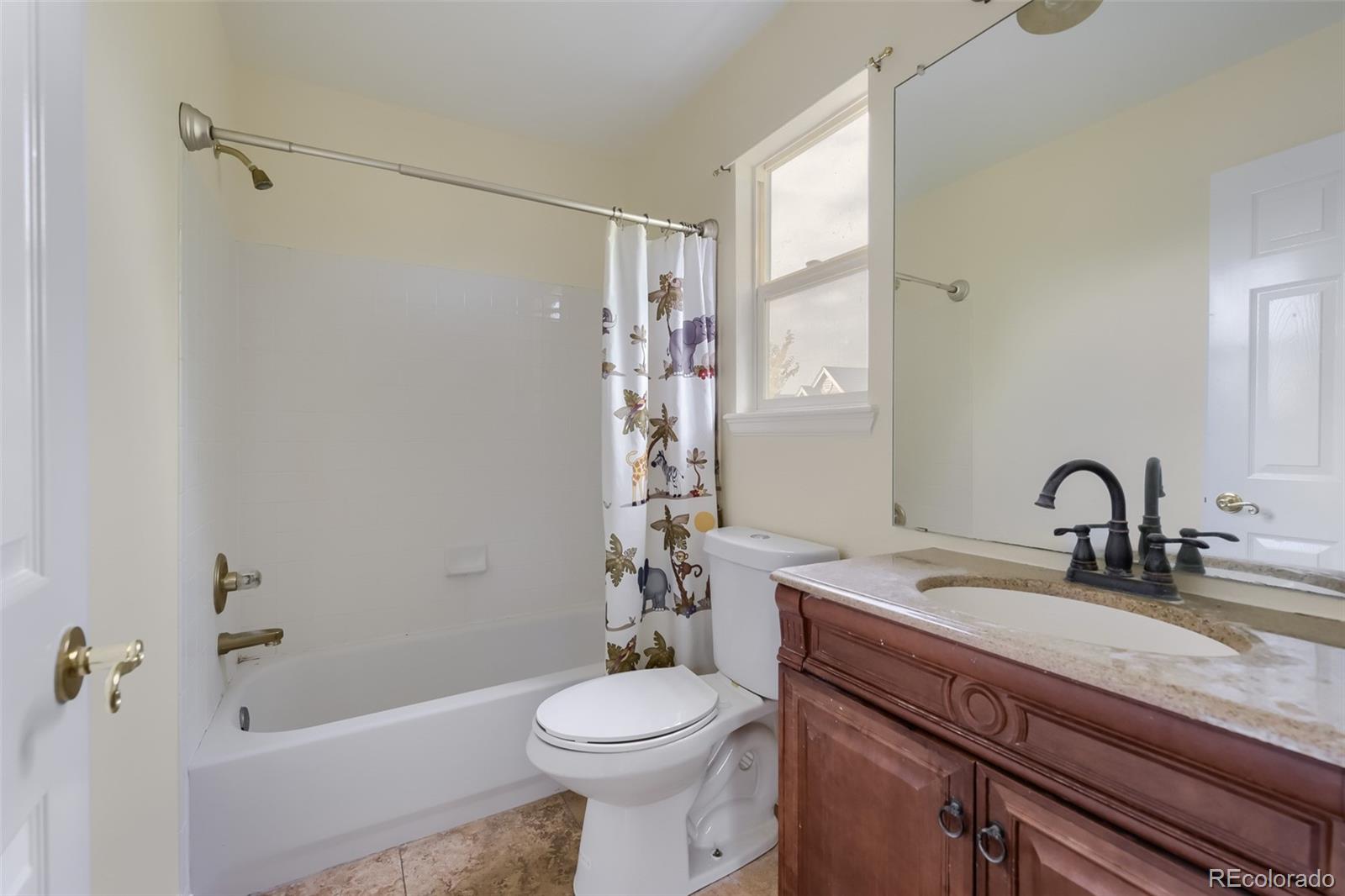 MLS Image #18 for 5704 s genoa court,aurora, Colorado