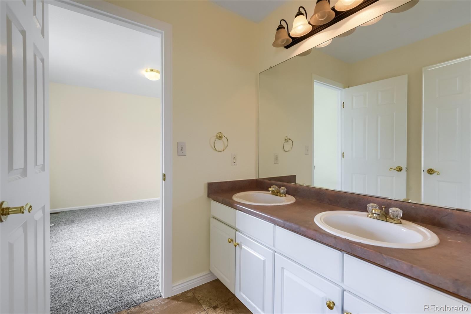 MLS Image #20 for 5704 s genoa court,aurora, Colorado
