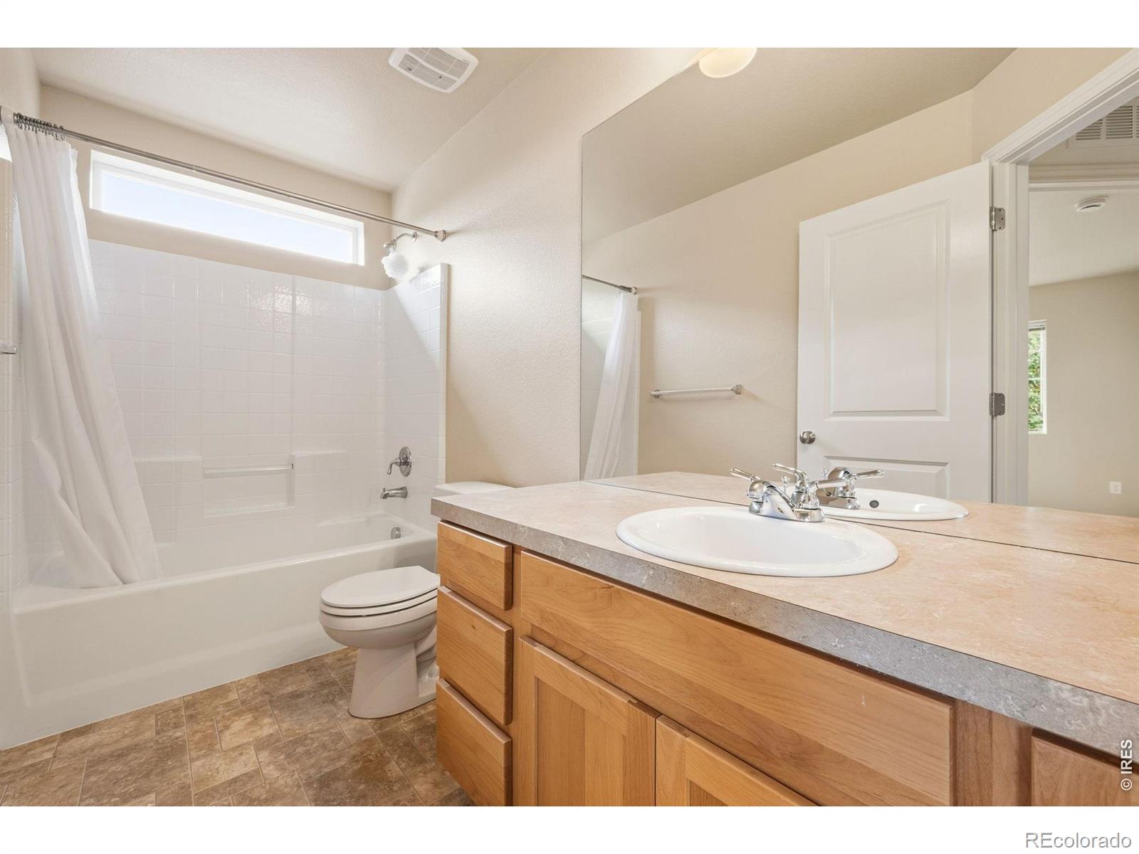 MLS Image #14 for 515  walhalla court,fort collins, Colorado