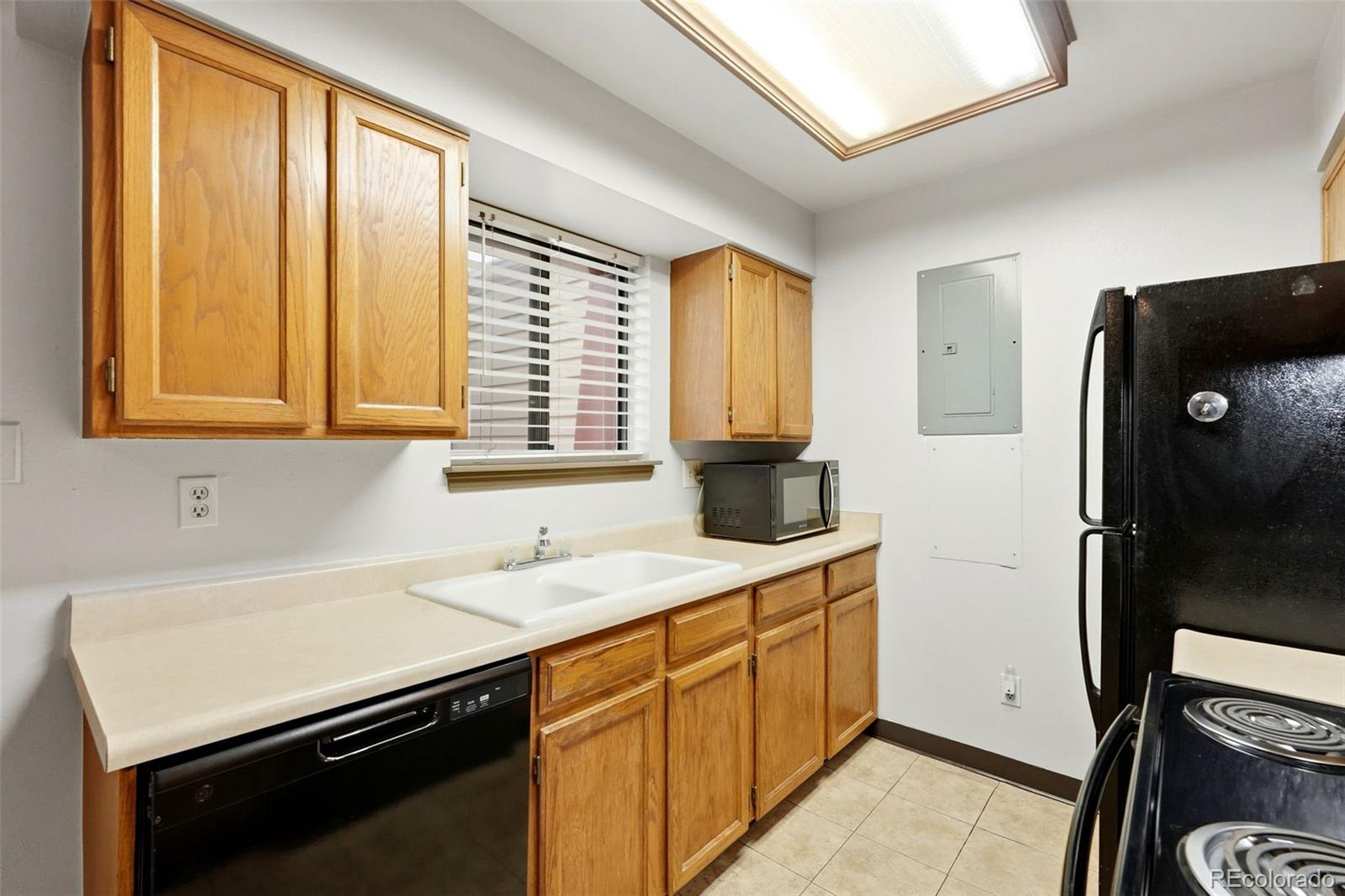 MLS Image #7 for 14751 e tennessee drive,aurora, Colorado