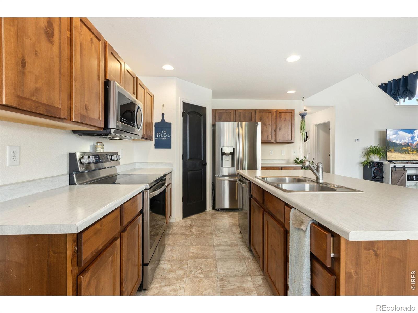 MLS Image #11 for 1802  104th avenue,greeley, Colorado