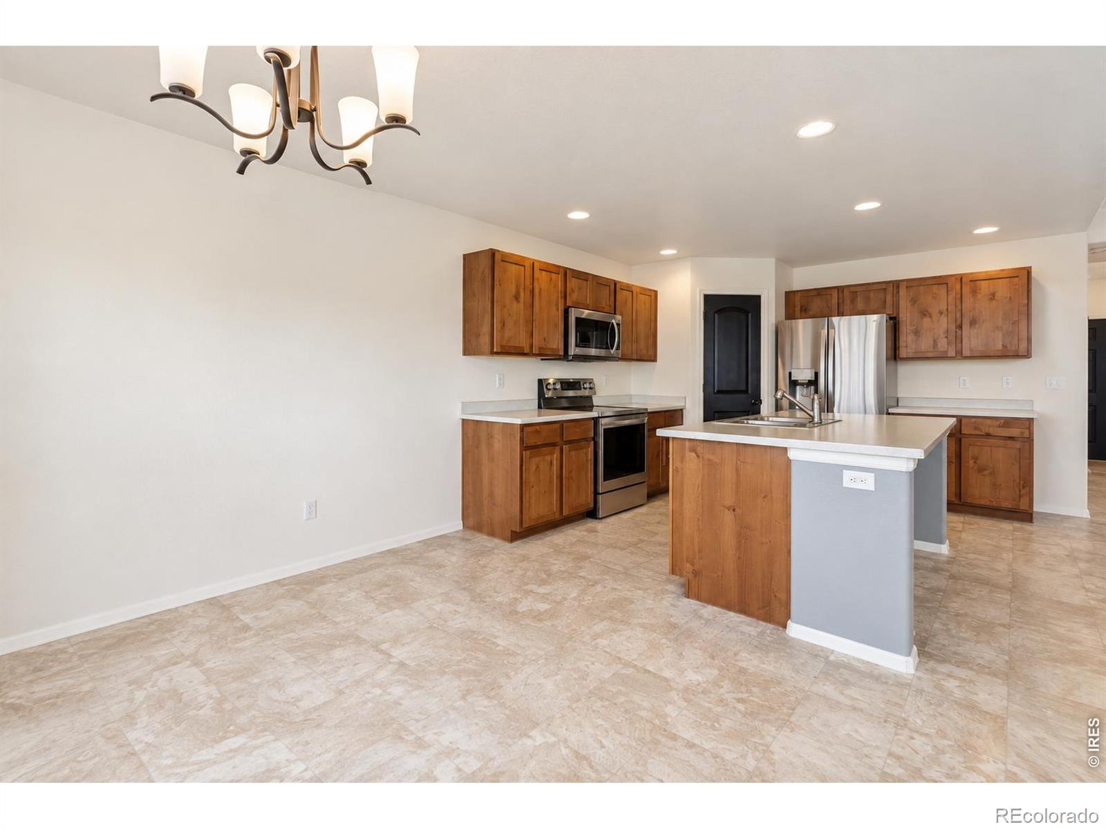 MLS Image #9 for 1802  104th avenue,greeley, Colorado