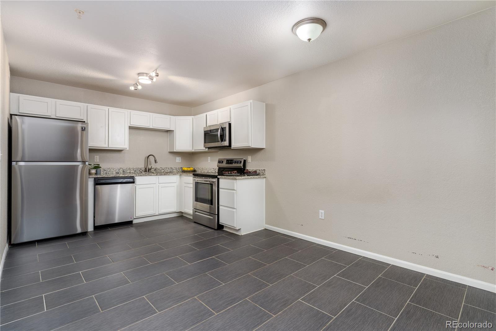 MLS Image #1 for 960 s dawson way,aurora, Colorado