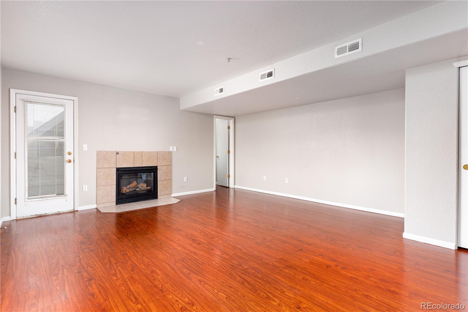 MLS Image #4 for 960 s dawson way,aurora, Colorado