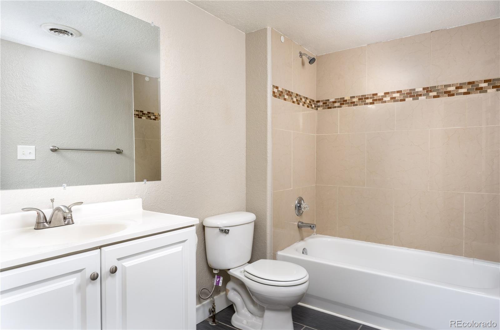 MLS Image #6 for 960 s dawson way,aurora, Colorado