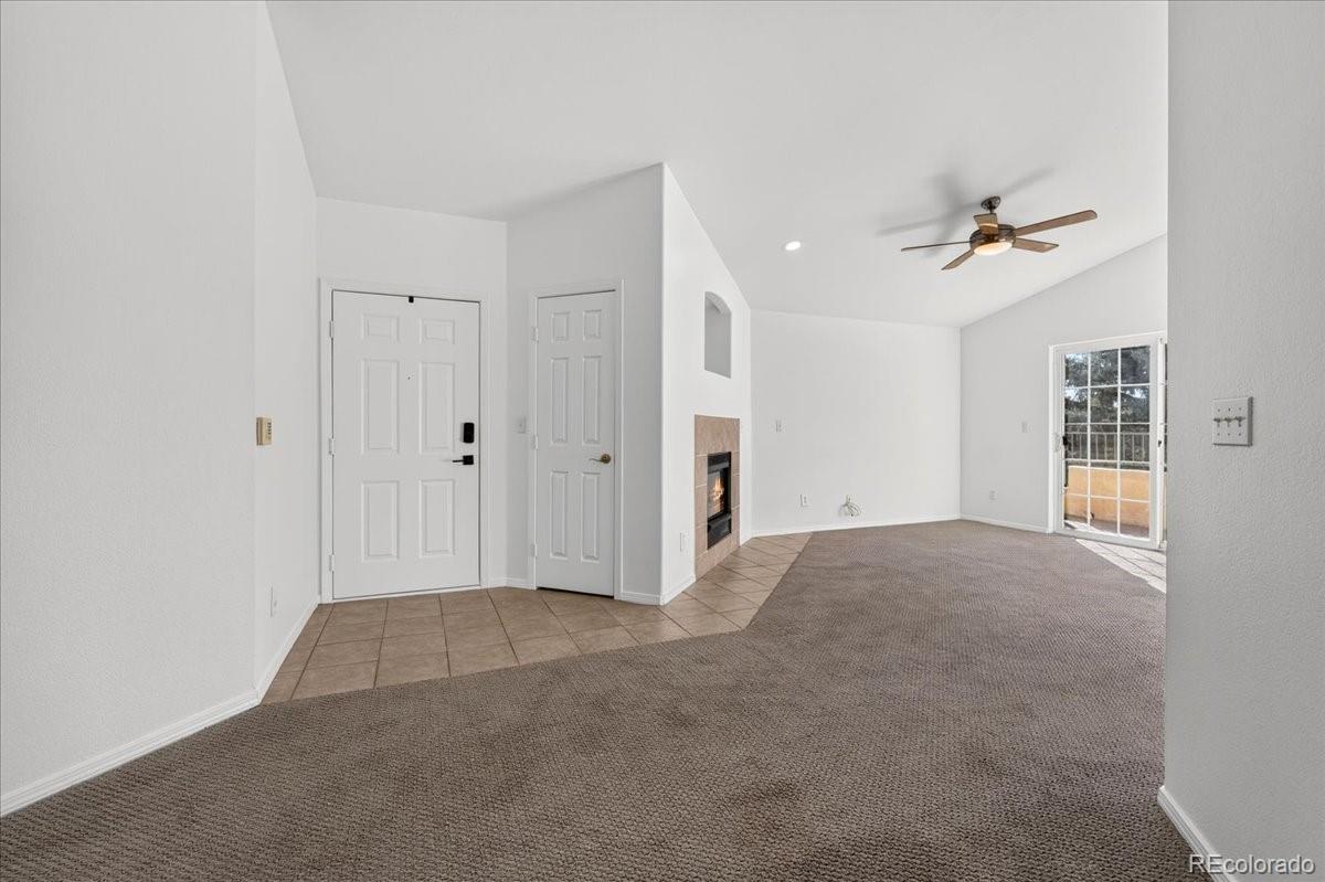 MLS Image #4 for 8707 e dry creek road 1823,centennial, Colorado