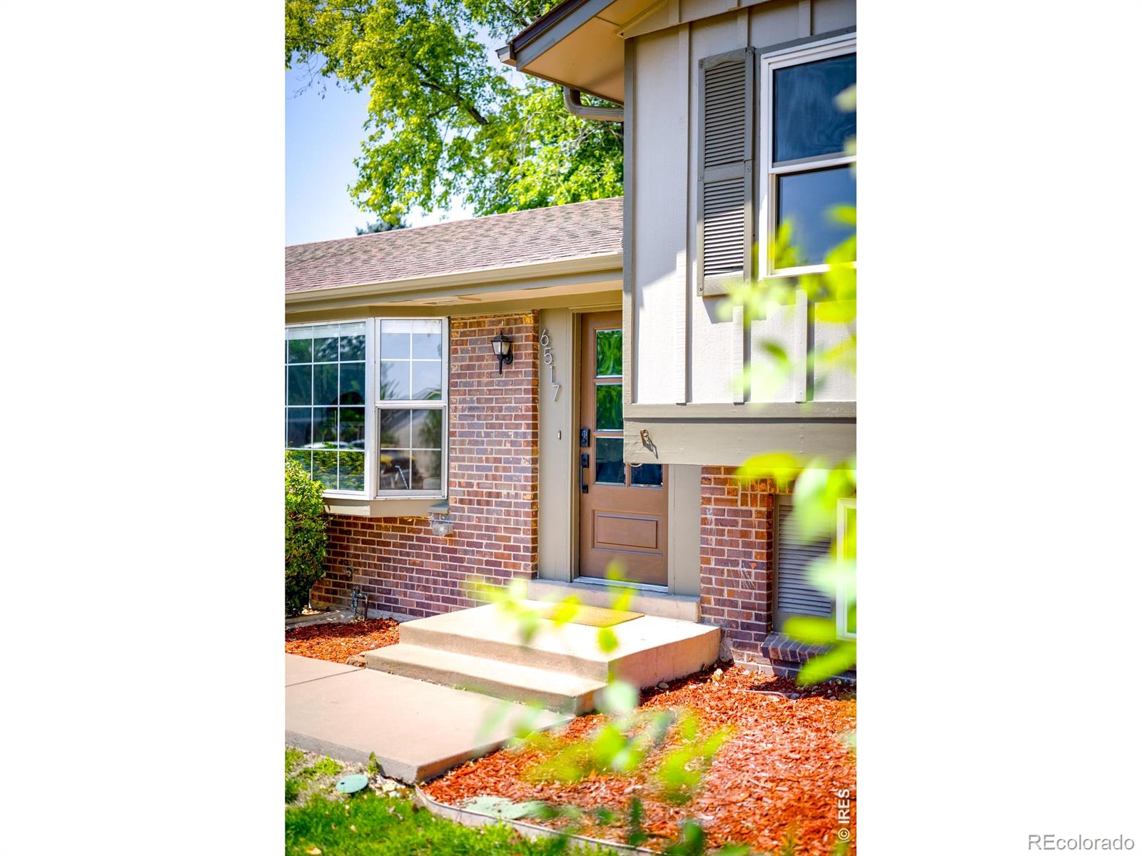 MLS Image #2 for 6517 w arbor drive,littleton, Colorado