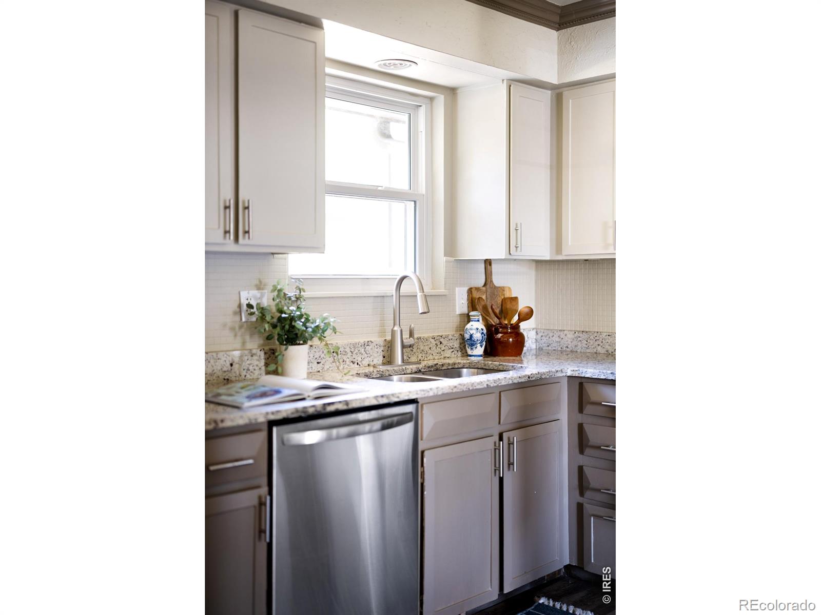 MLS Image #9 for 6517 w arbor drive,littleton, Colorado