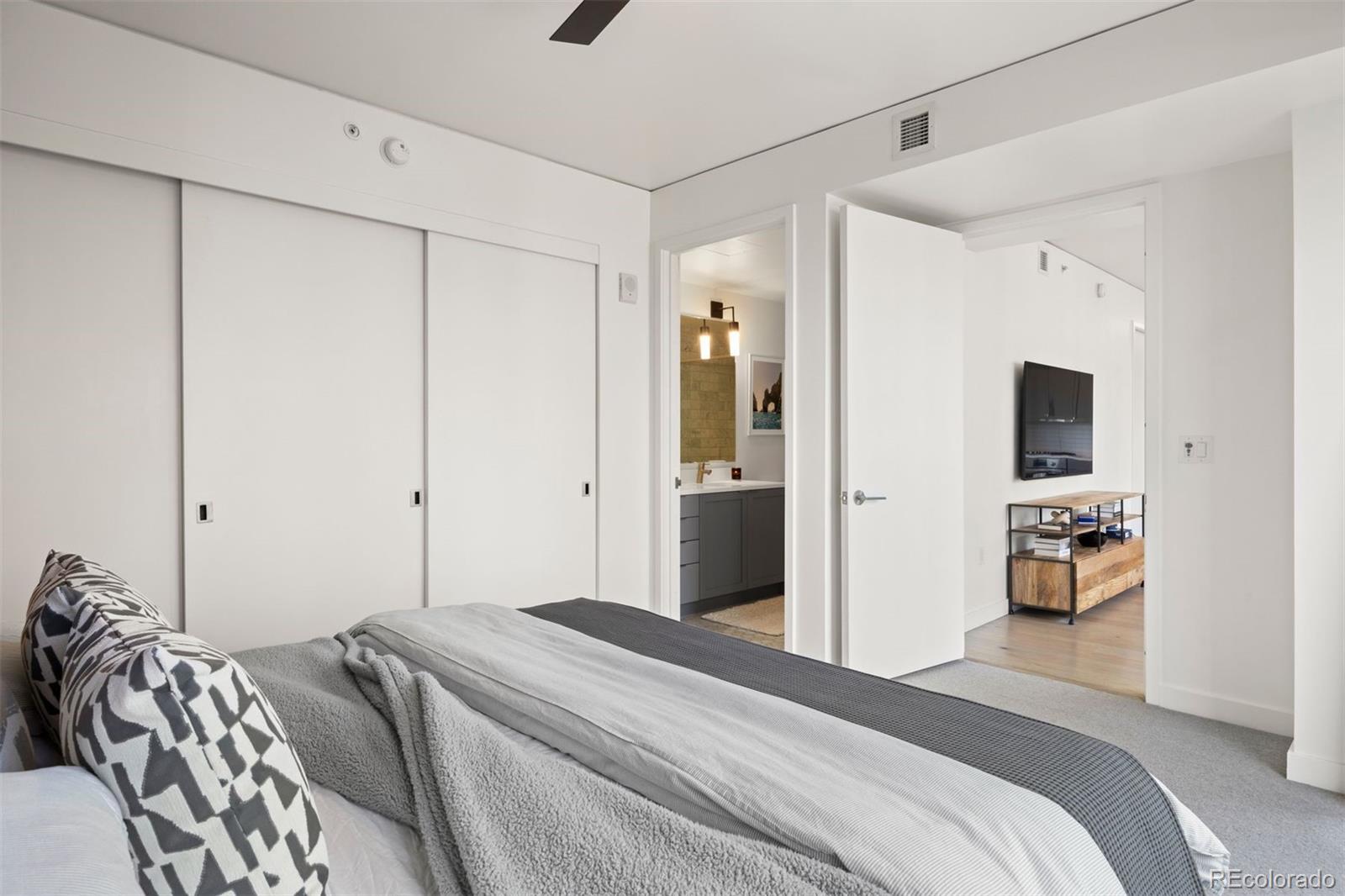 MLS Image #22 for 1750  wewatta street,denver, Colorado
