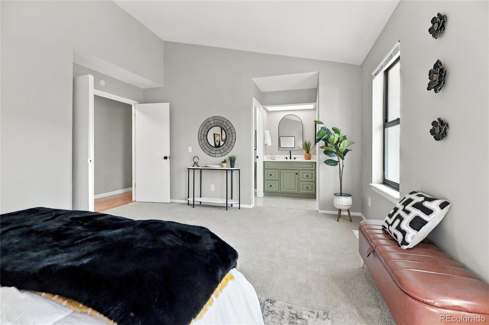 MLS Image #11 for 501 s laredo circle,aurora, Colorado