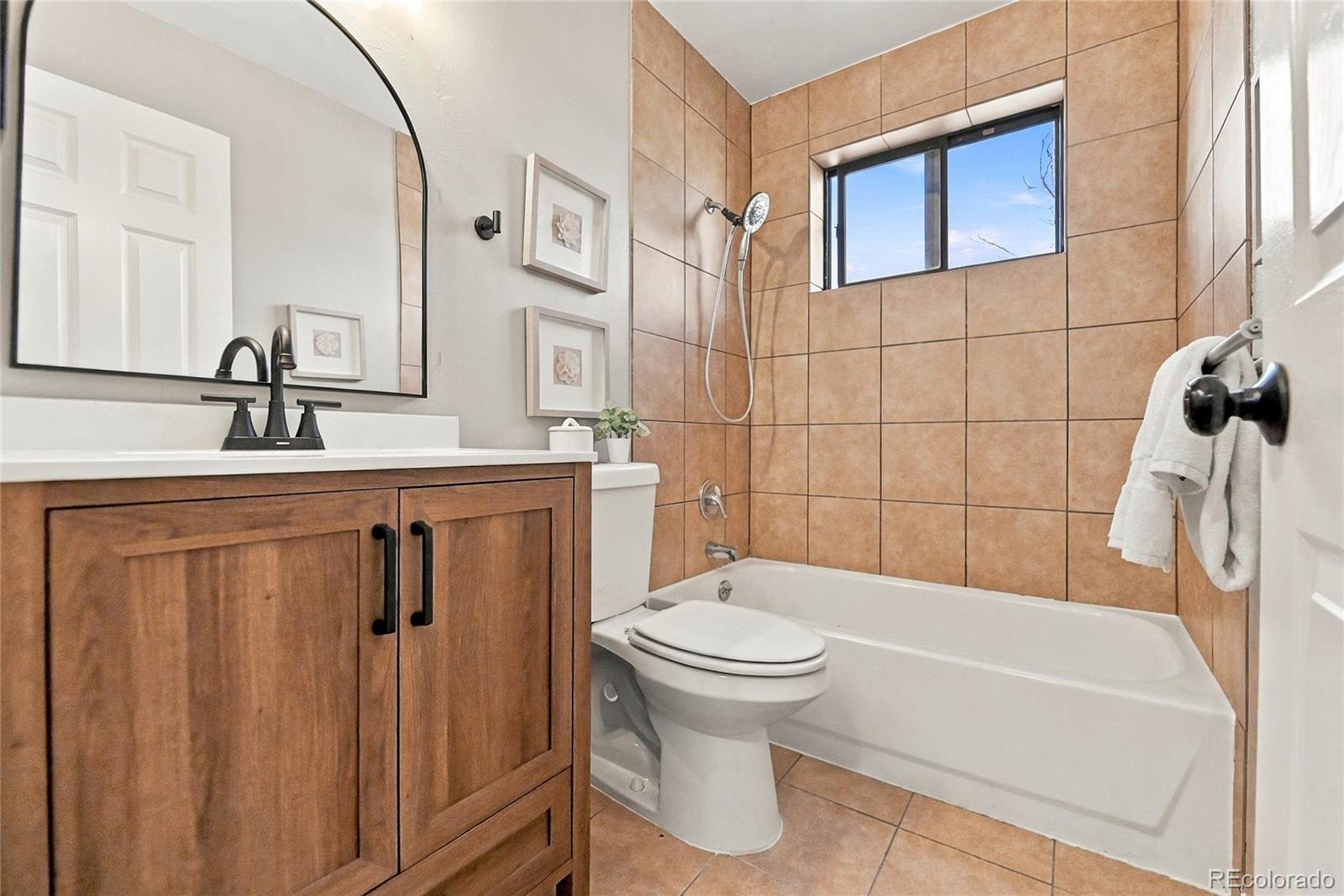 MLS Image #17 for 501 s laredo circle,aurora, Colorado