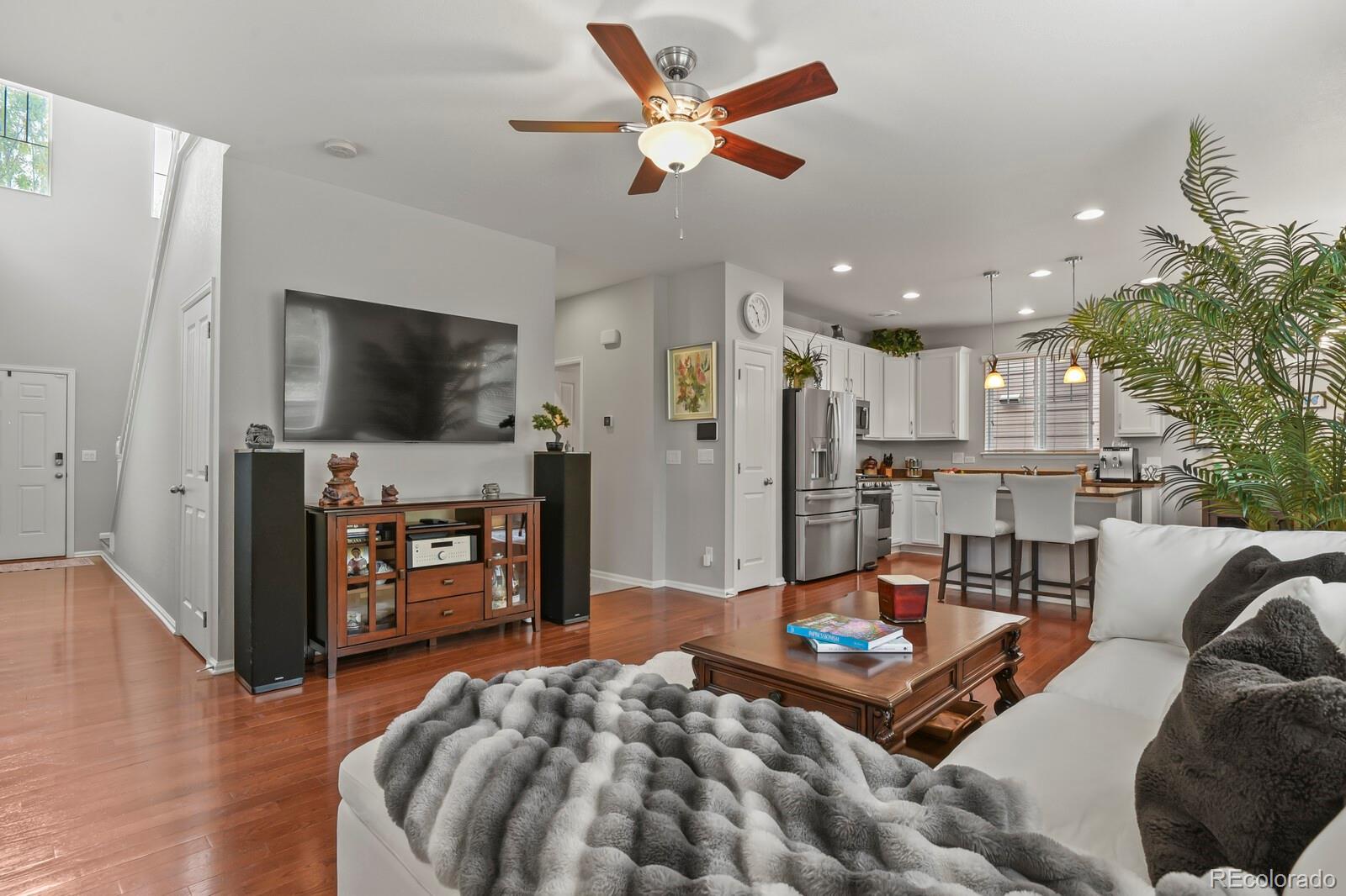 MLS Image #4 for 4869 s picadilly court,aurora, Colorado