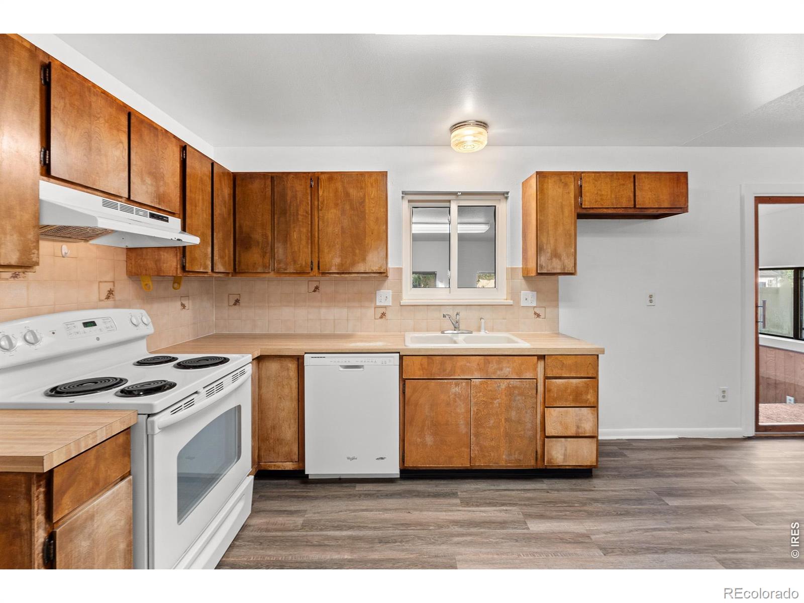 MLS Image #15 for 224 s 5th street,la salle, Colorado