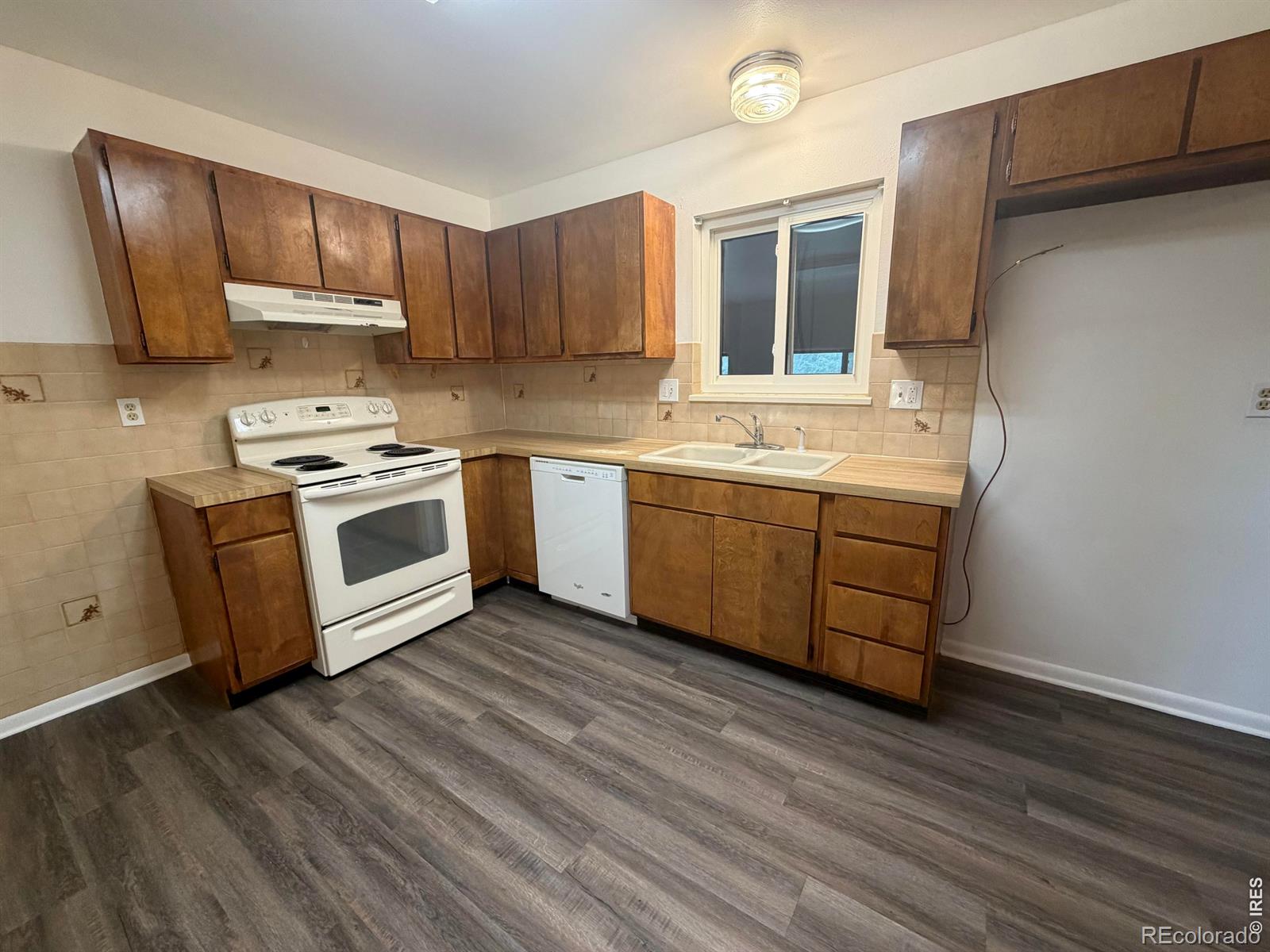 MLS Image #4 for 224 s 5th street,la salle, Colorado
