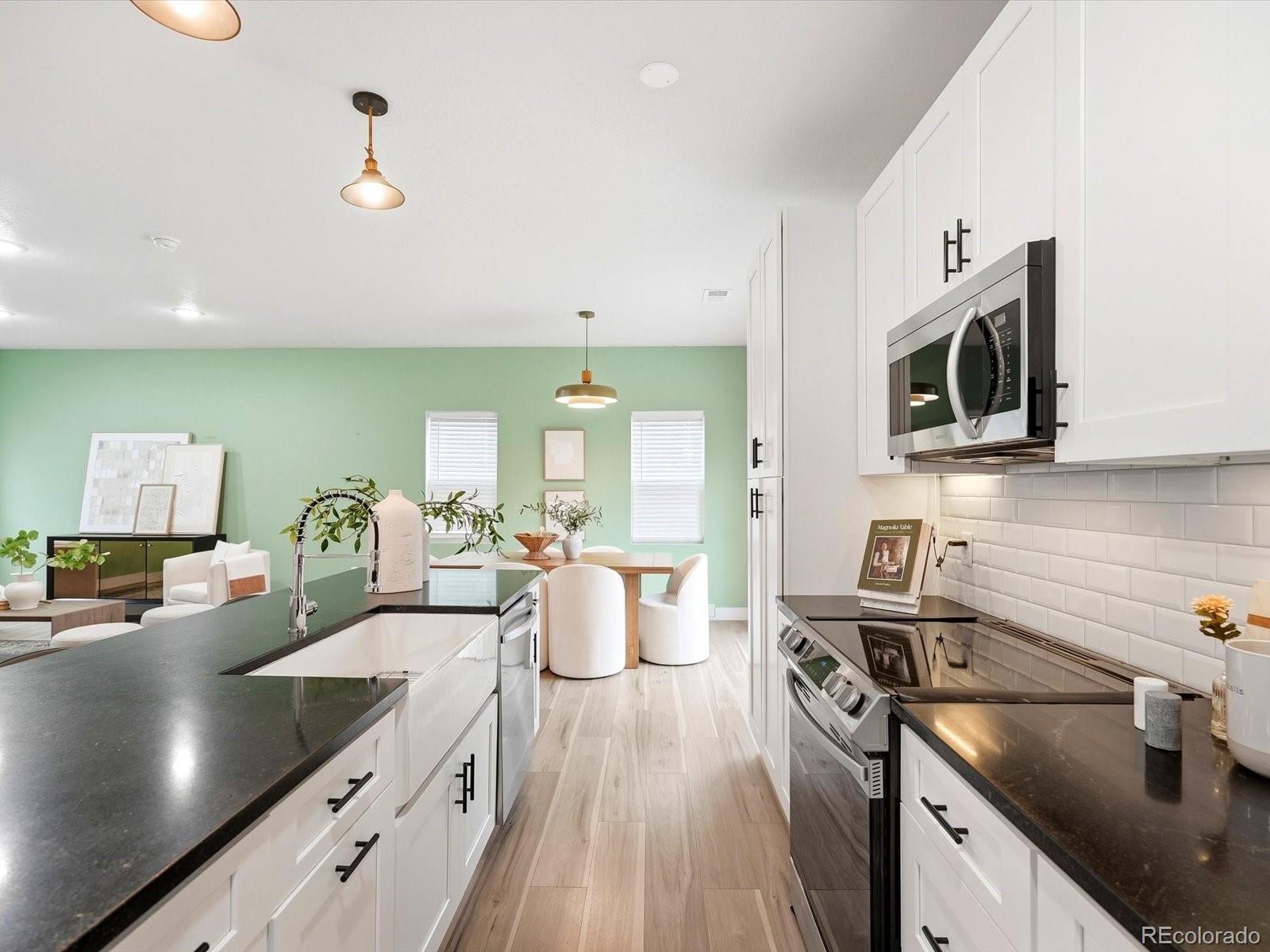 MLS Image #14 for 550 s raleigh street,denver, Colorado