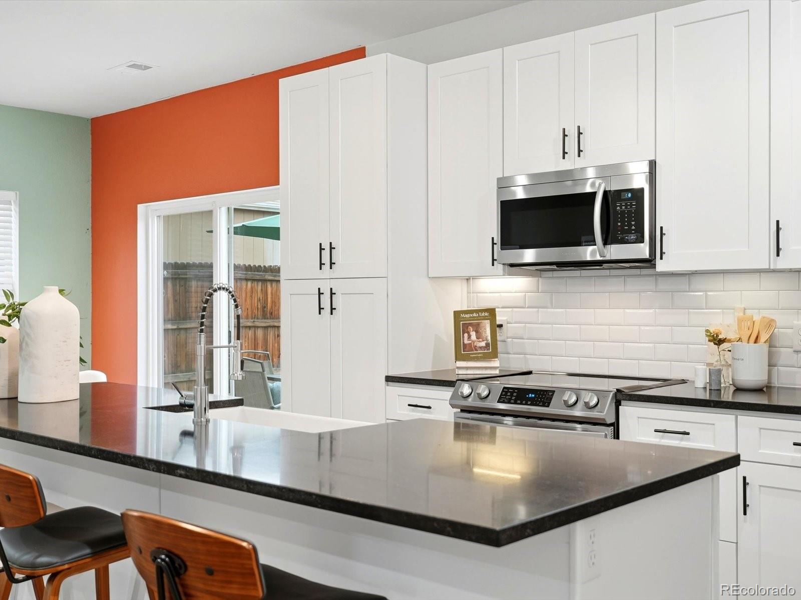MLS Image #21 for 550 s raleigh street,denver, Colorado