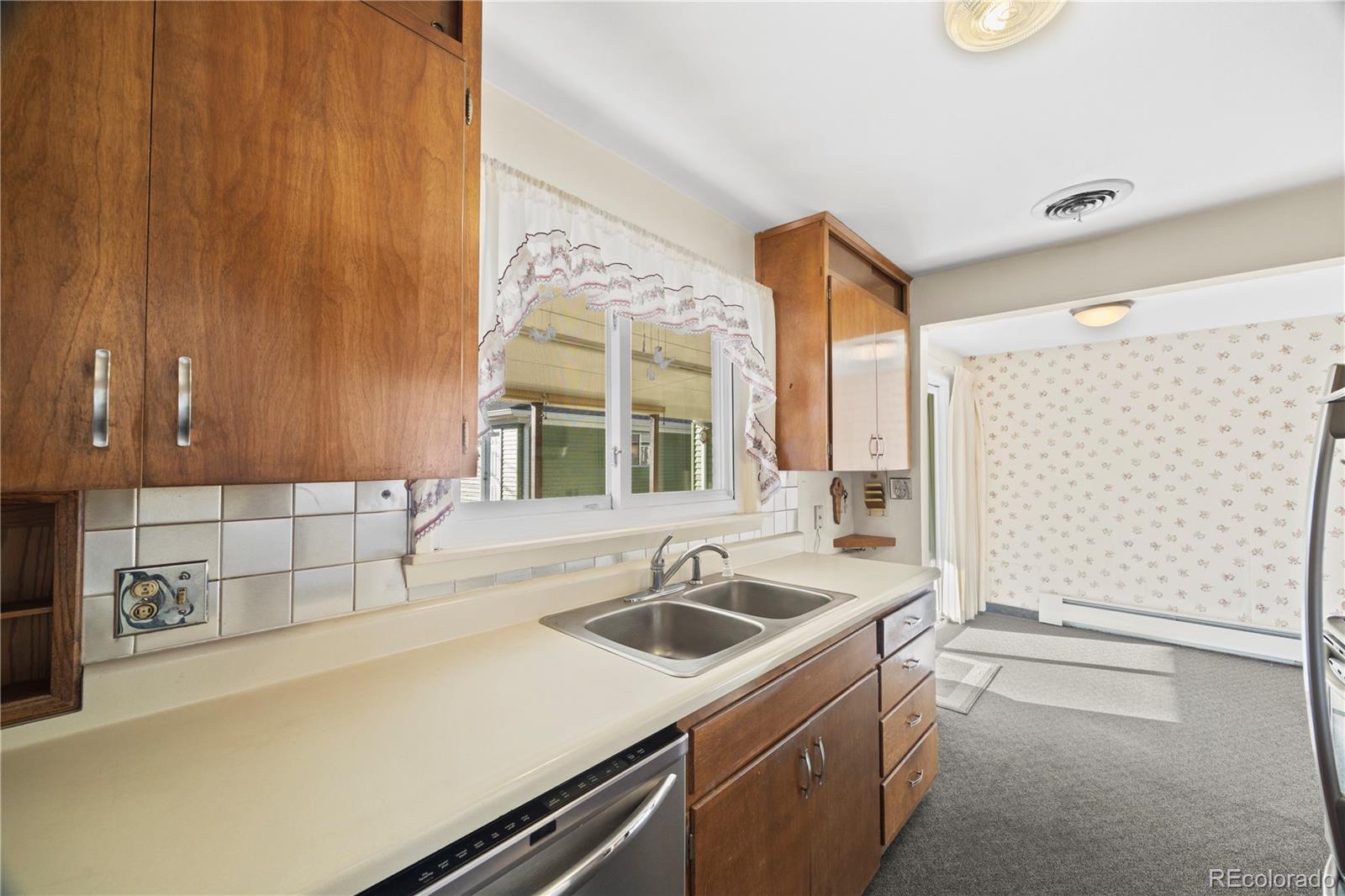 MLS Image #12 for 1043  geneva street,aurora, Colorado