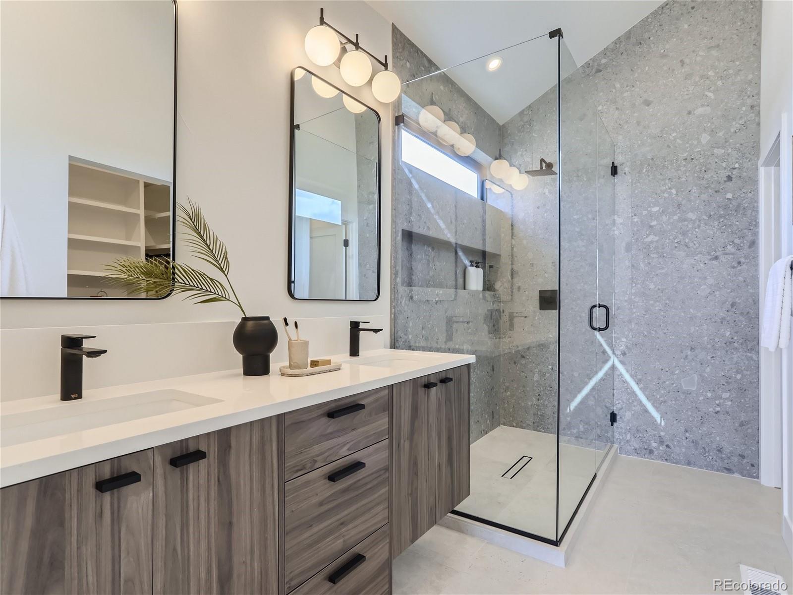 MLS Image #24 for 2437 s cherokee street,denver, Colorado