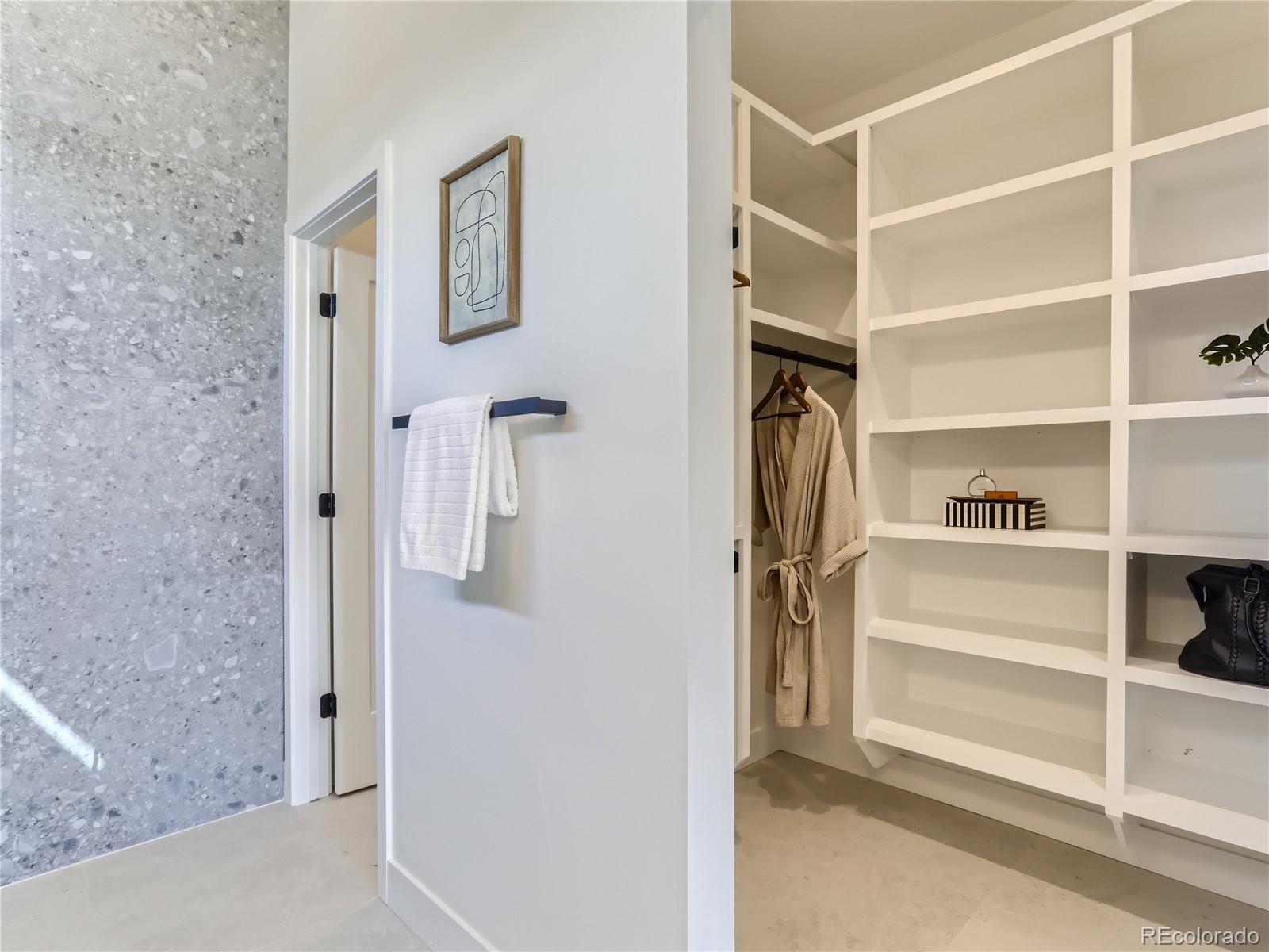 MLS Image #26 for 2437 s cherokee street,denver, Colorado