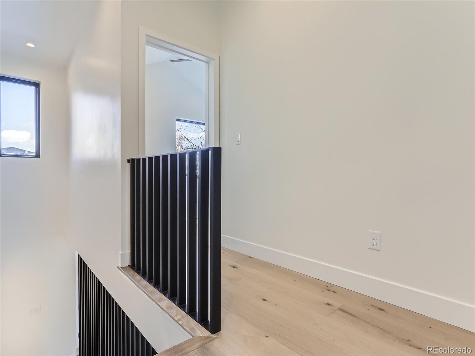 MLS Image #29 for 2437 s cherokee street,denver, Colorado