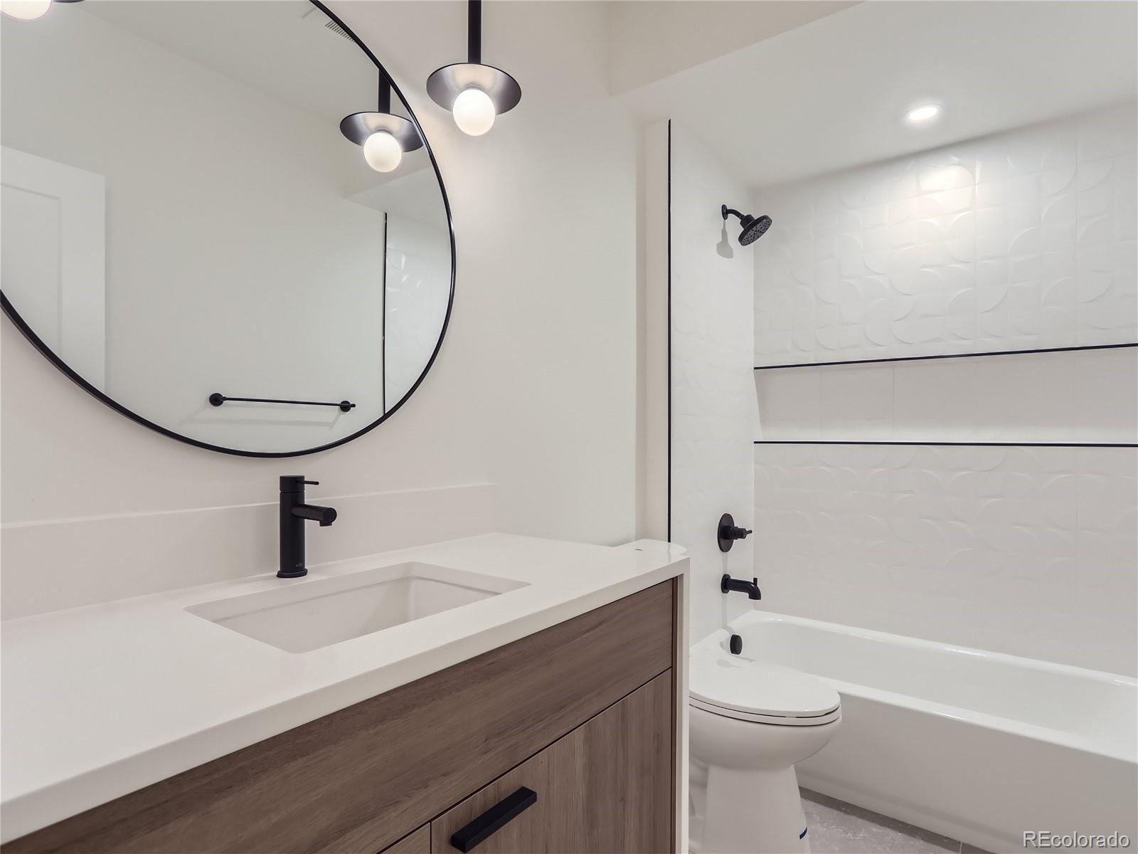 MLS Image #33 for 2437 s cherokee street,denver, Colorado