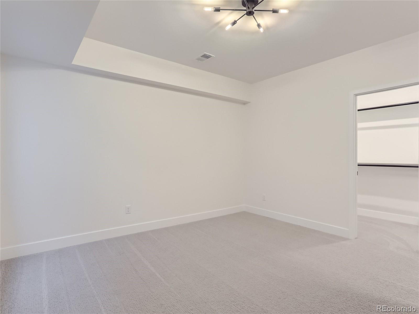 MLS Image #34 for 2437 s cherokee street,denver, Colorado