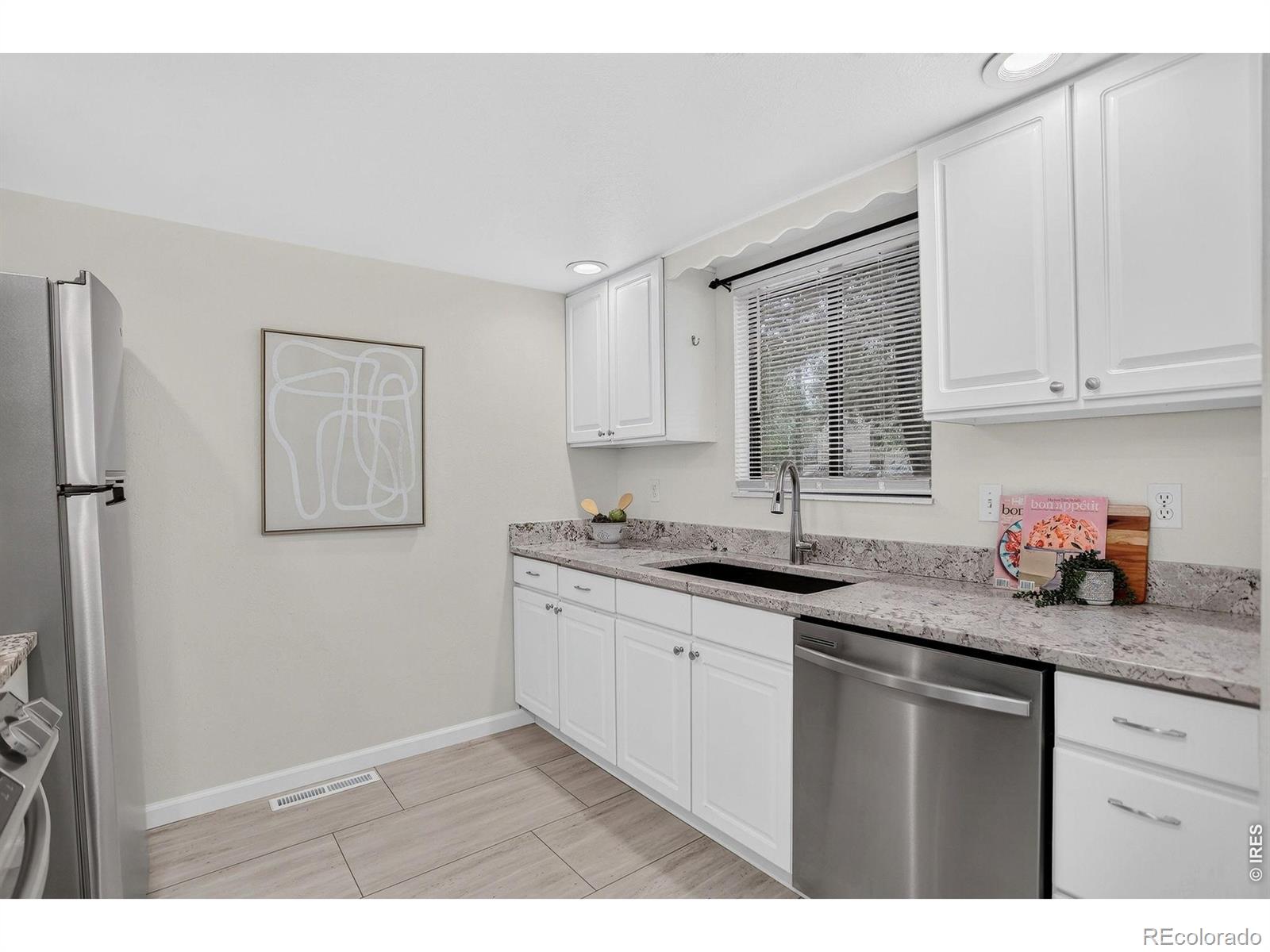 MLS Image #12 for 2996  shady hollow,boulder, Colorado
